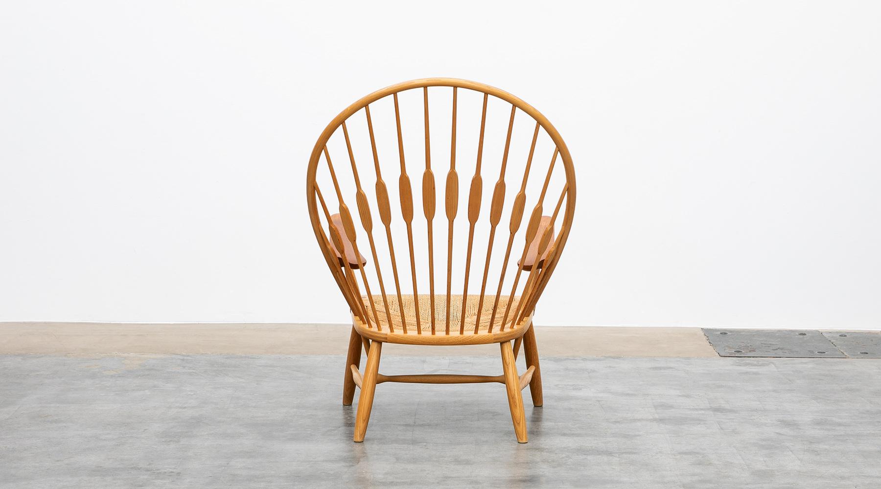 1940s Brown Ash and Papercord Peacock Chair by Hans Wegner 'd' In Good Condition In Frankfurt, Hessen, DE