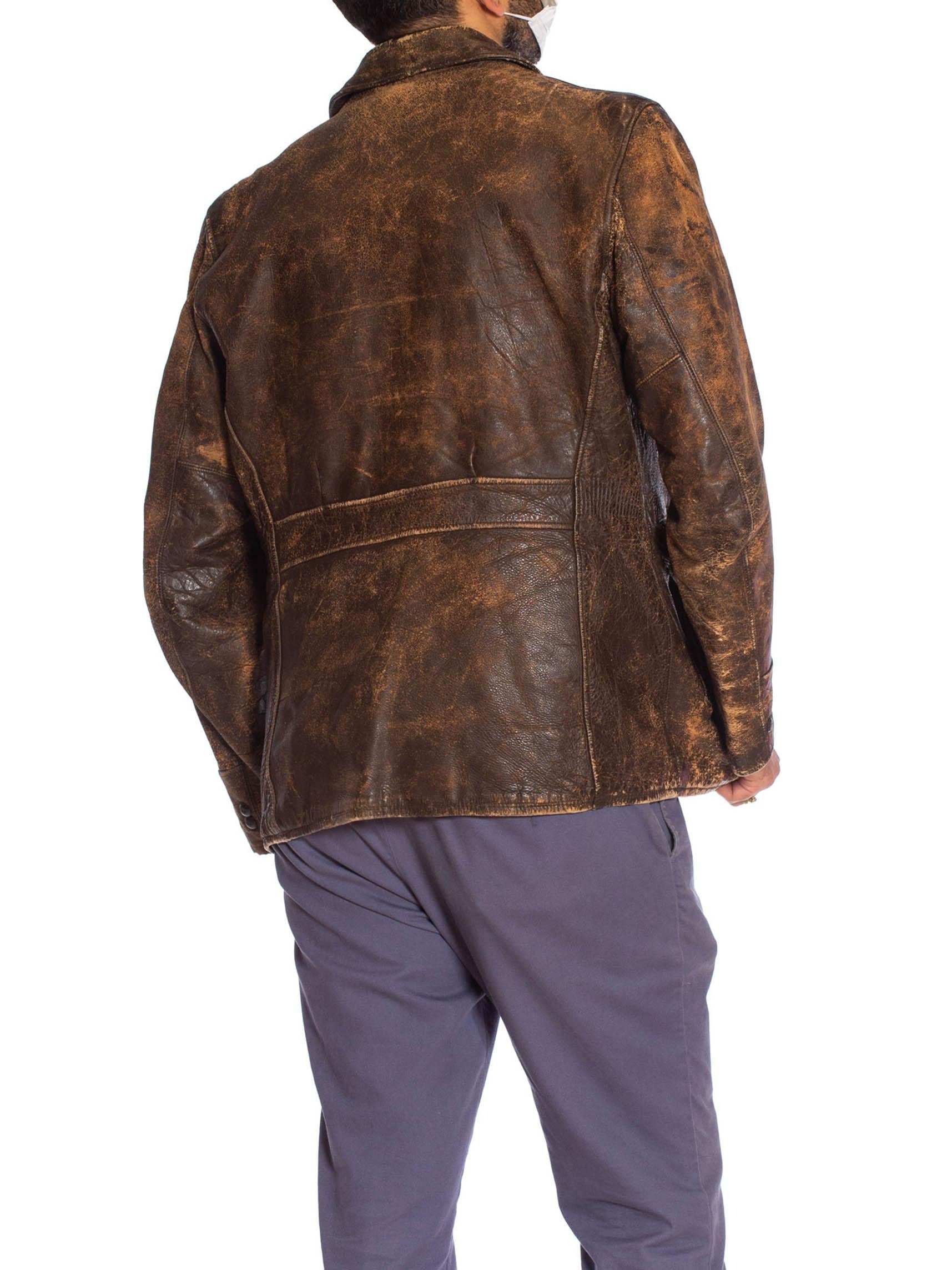 1940S Brown Leather Distressed Zipper Front Jacket In Excellent Condition For Sale In New York, NY