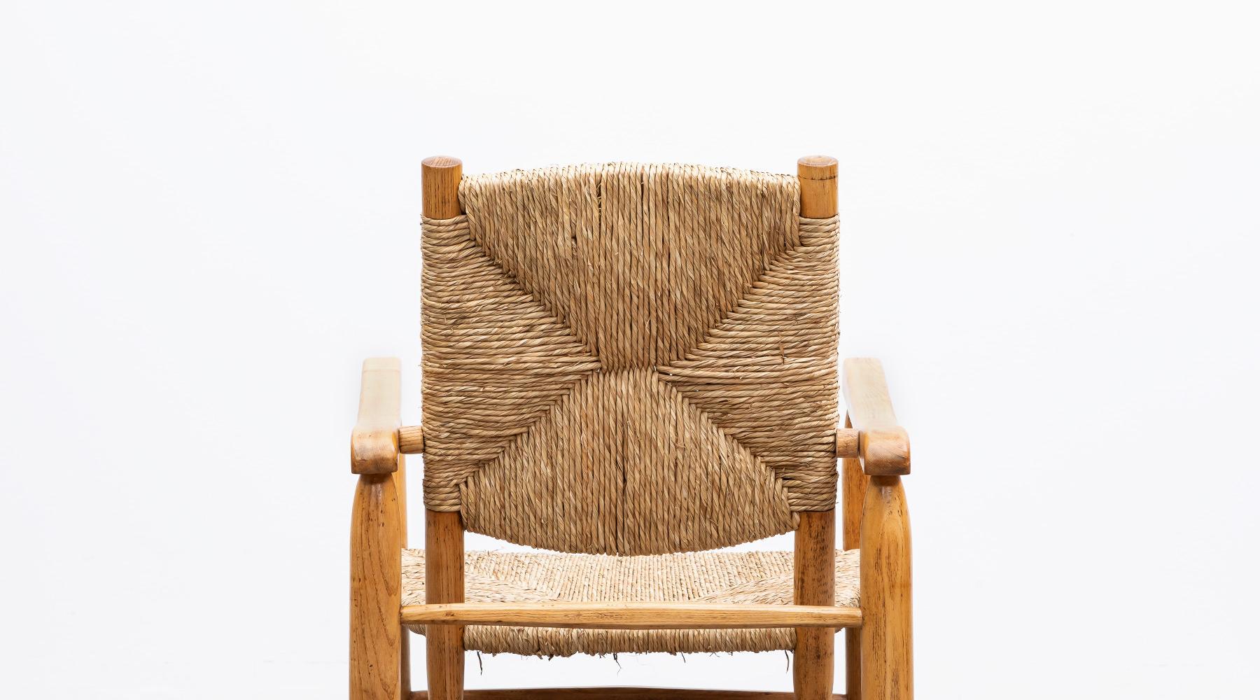 1940s Brown Oak and Rush Pair of Lounge Chairs by Charlotte Perriand 5