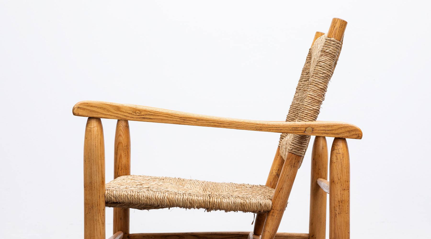 1940s Brown Oak and Rush Pair of Lounge Chairs by Charlotte Perriand 9