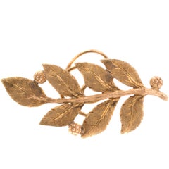 Vintage 1940s Buccellati Leaf Lapel Pin Brooch, 18 Karat Yellow Gold