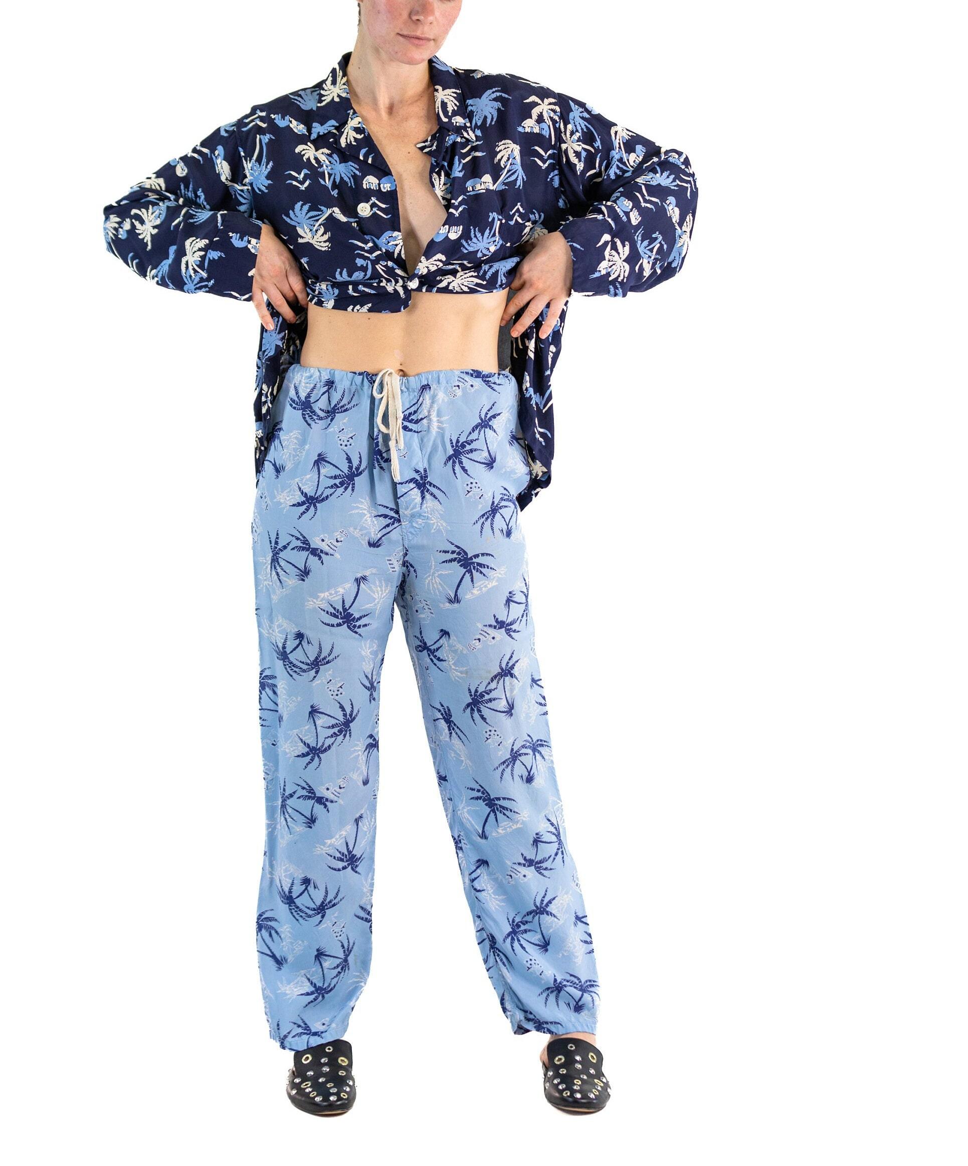 1940S BULLOCKS Navy Blue Rayon White Palm Tree Top & Pant Set For Sale 4