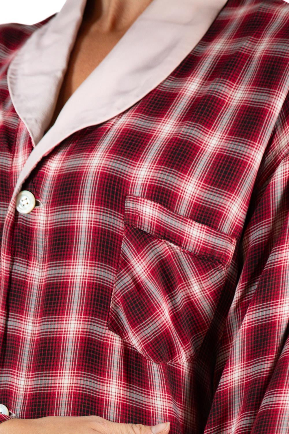 1940S Burgundy Light Weight Rayon Plaid Men's Shirt For Sale 4