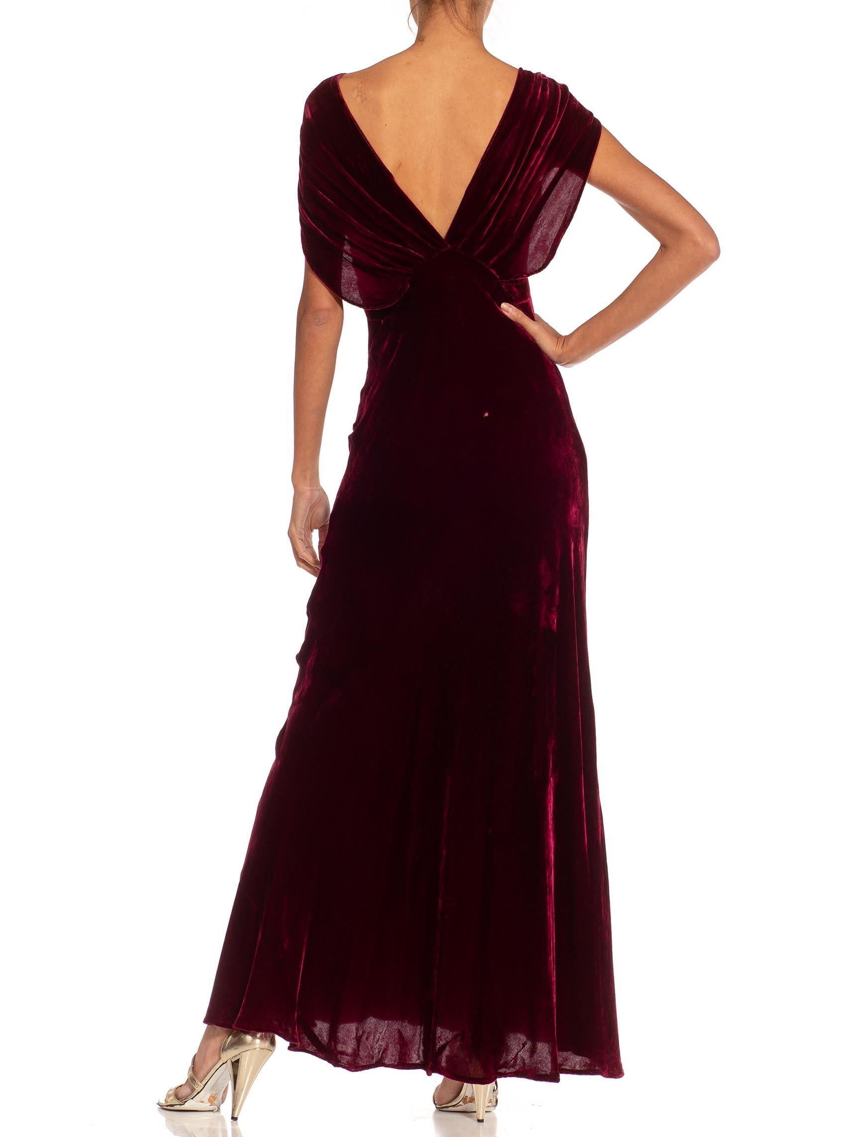 1940S Burgundy Silk Velvet Bias Cut Gown In Excellent Condition In New York, NY