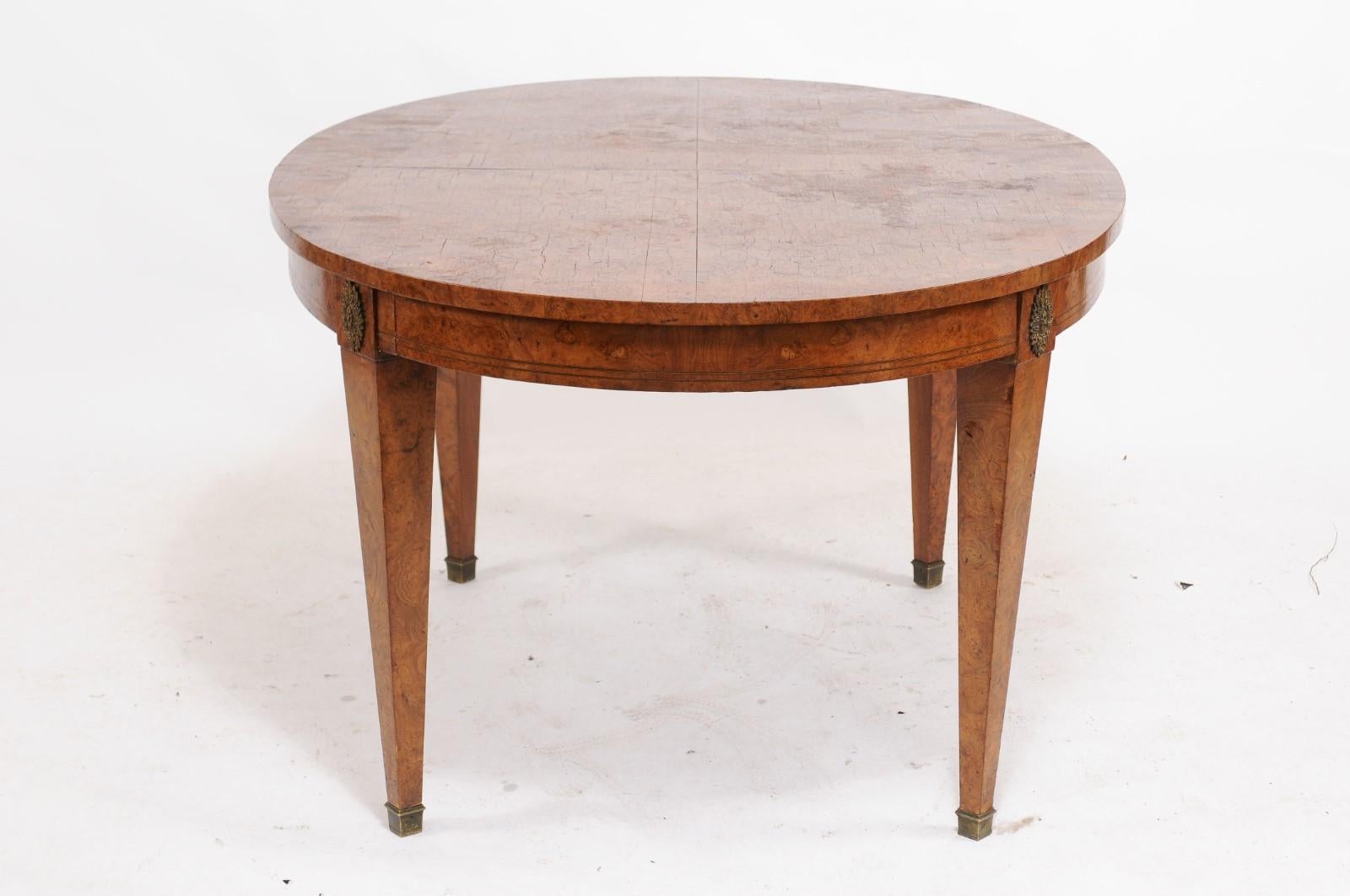 1940s Burled Walnut Louis XVI-Style Oval Dining Table 7