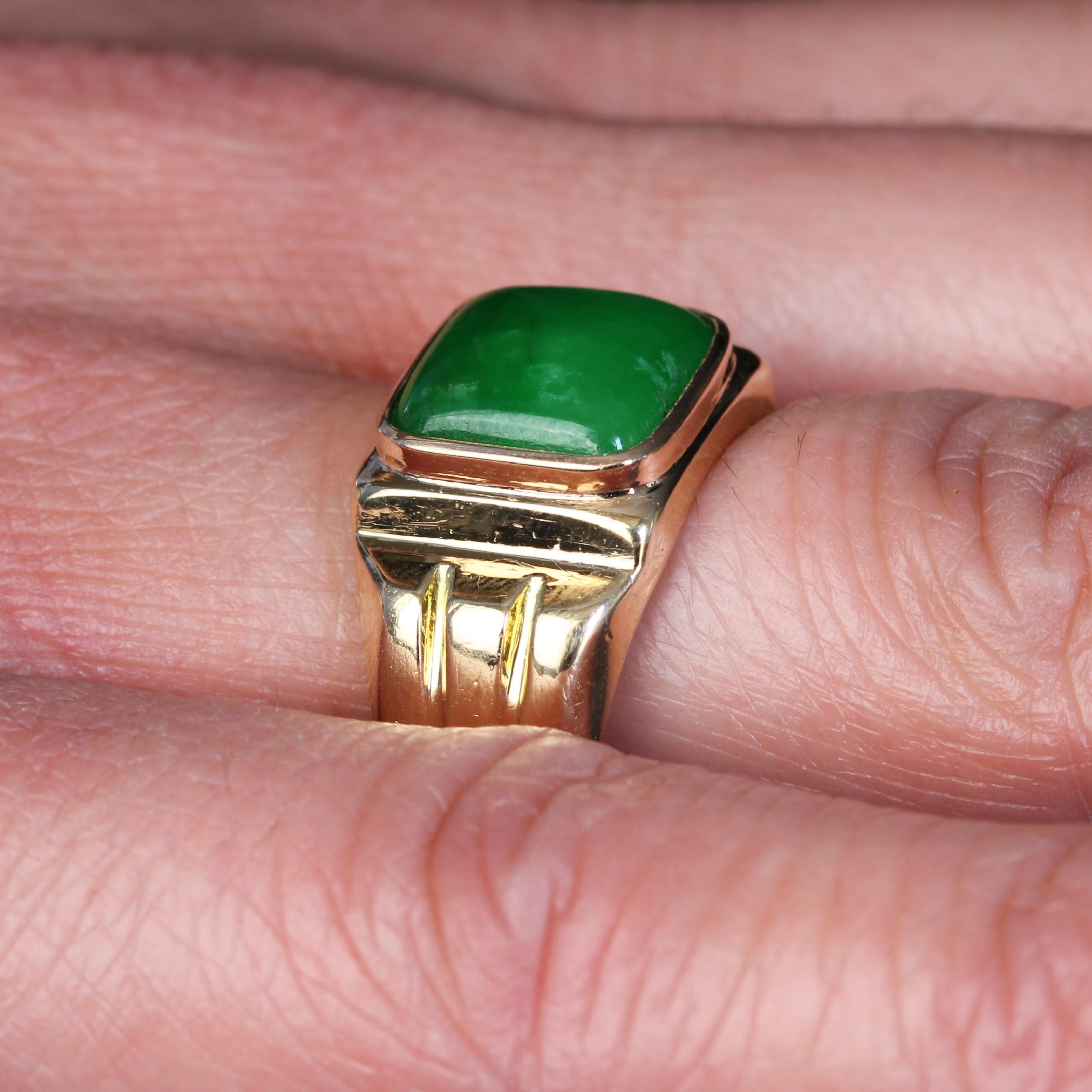 1940s Burma Jade 18 Karat Yellow Gold Signet Ring 5