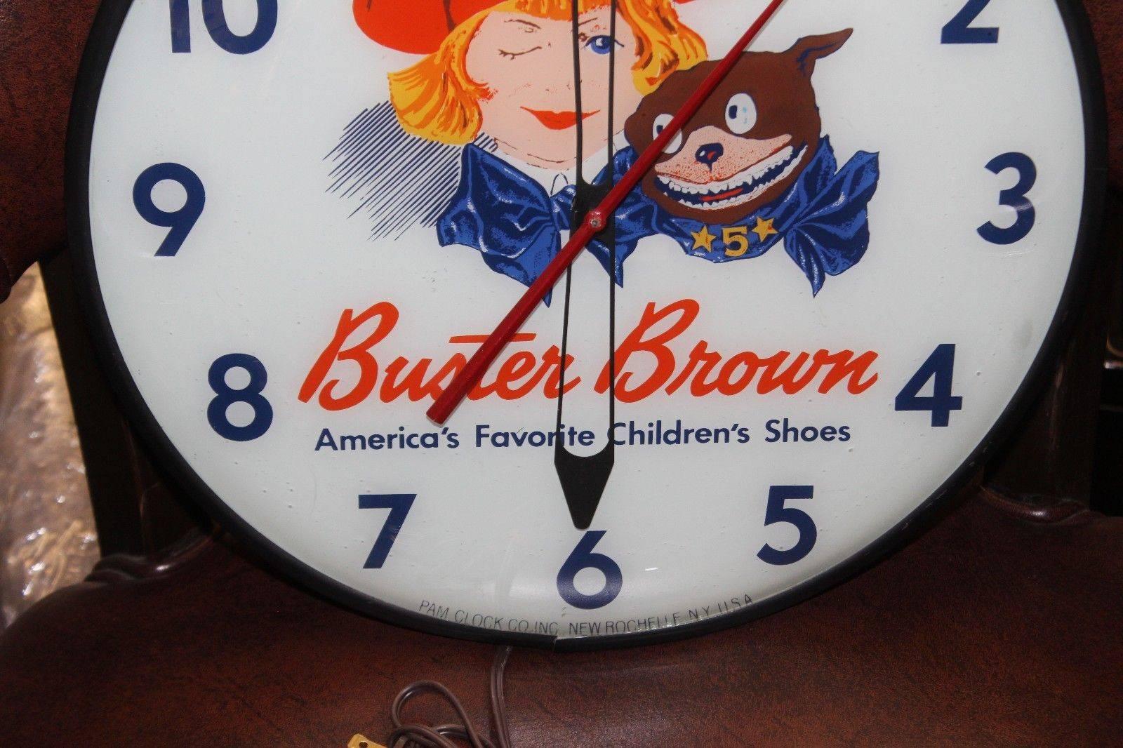 1940s Buster Brown Shoes Pam Co. Advertising Vintage Lighted Wall Clock For Sale 1