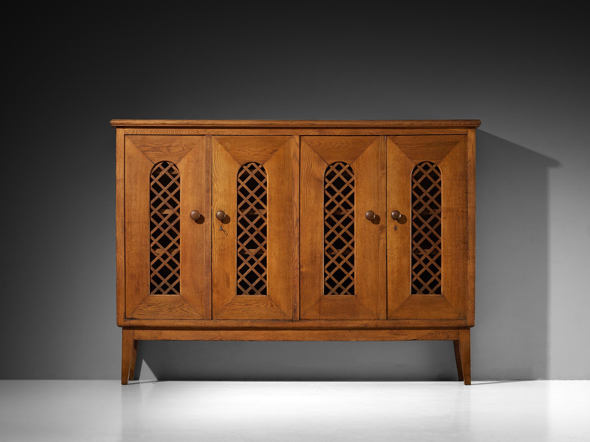 Mid-Century Modern 1940s Cabinet in Solid Oak with Latticework For Sale