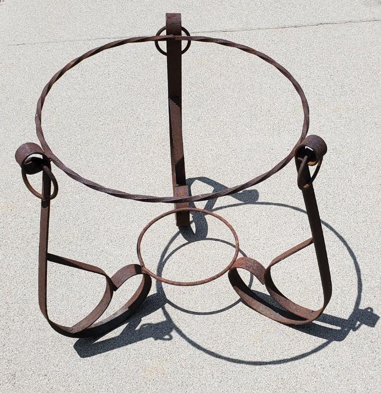 1940s California Forged Flat Iron Planter Holder With Forged Rings Brutalist For Sale 11