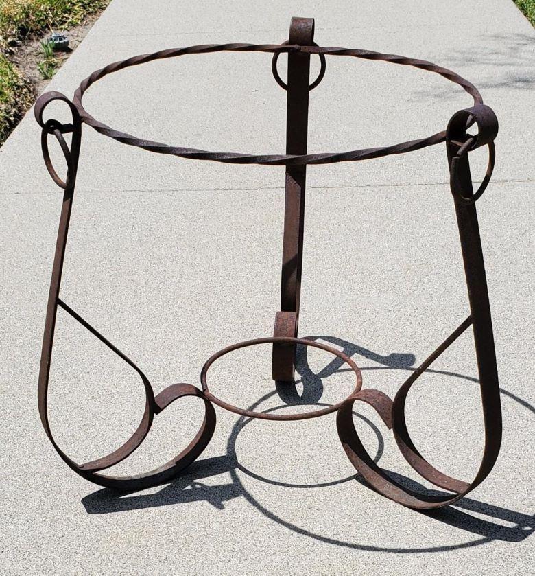 20th Century 1940s California Forged Flat Iron Planter Holder With Forged Rings Brutalist For Sale