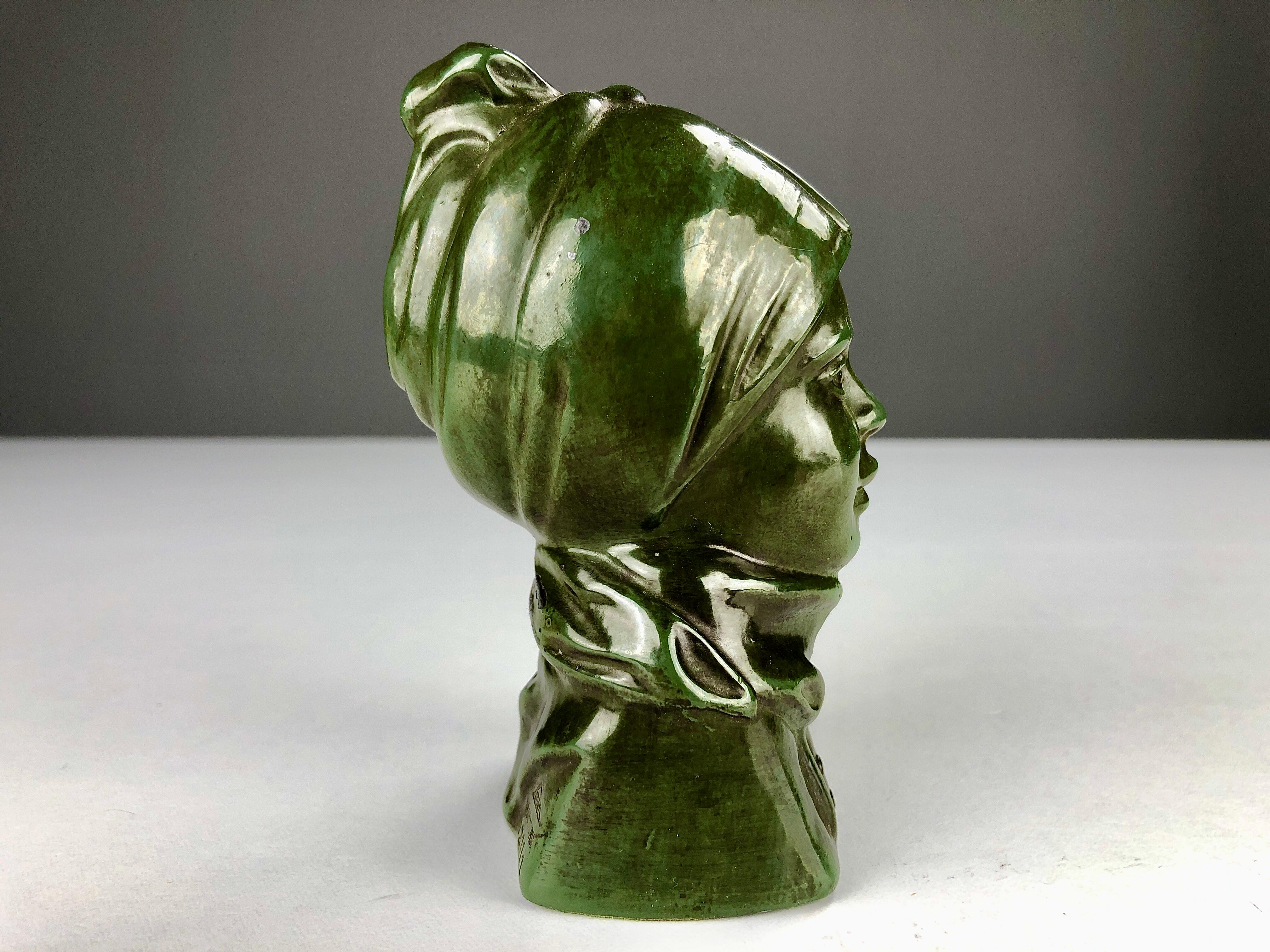 Danese Statuetta in metallo da discoteca Carl Emil Ruge del 1940 di Just Andersen in vendita