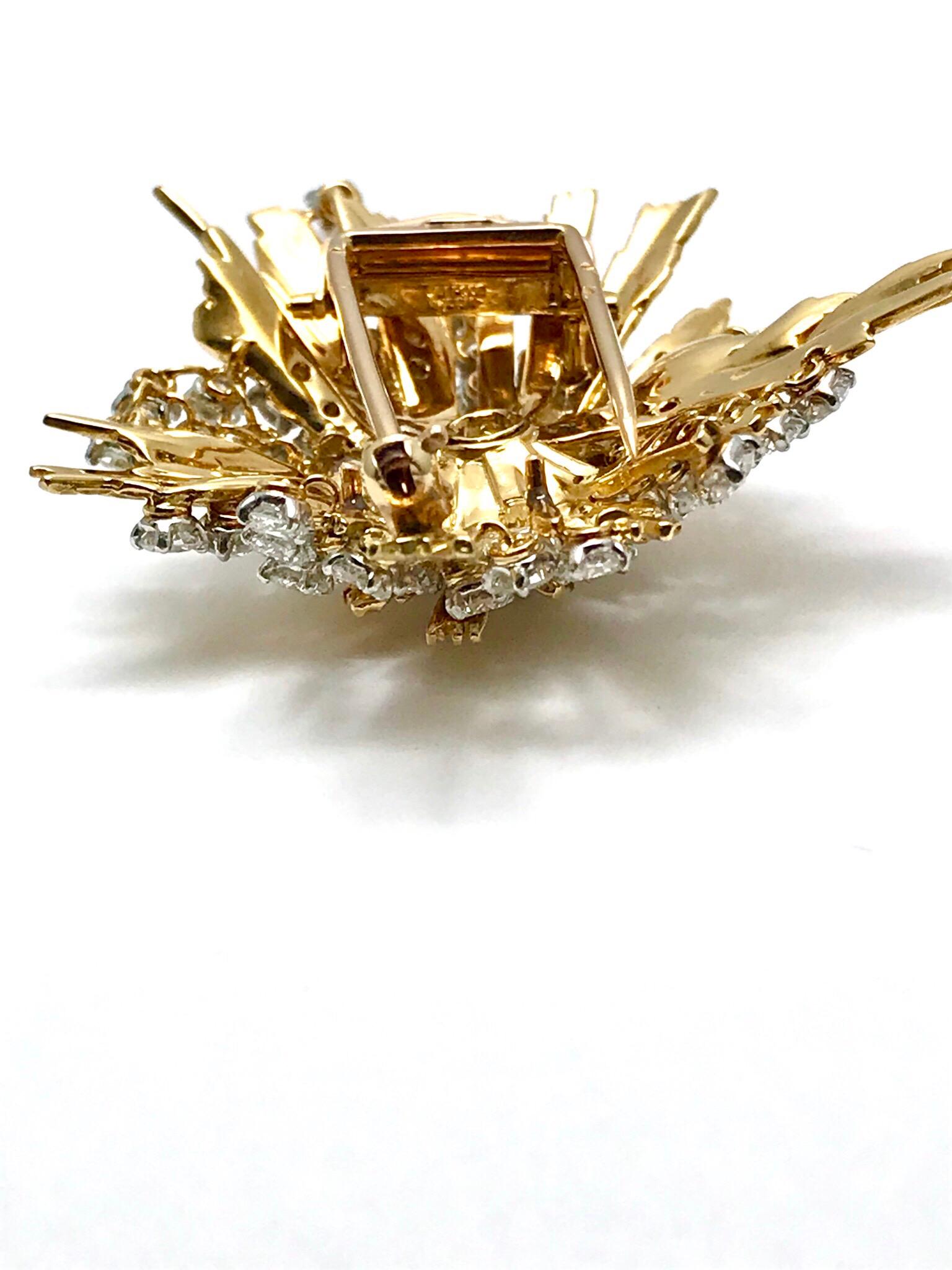 1960s Cartier Paris 5.00 Carat Round Diamond Yellow Gold Spray Brooch In Excellent Condition In Chevy Chase, MD