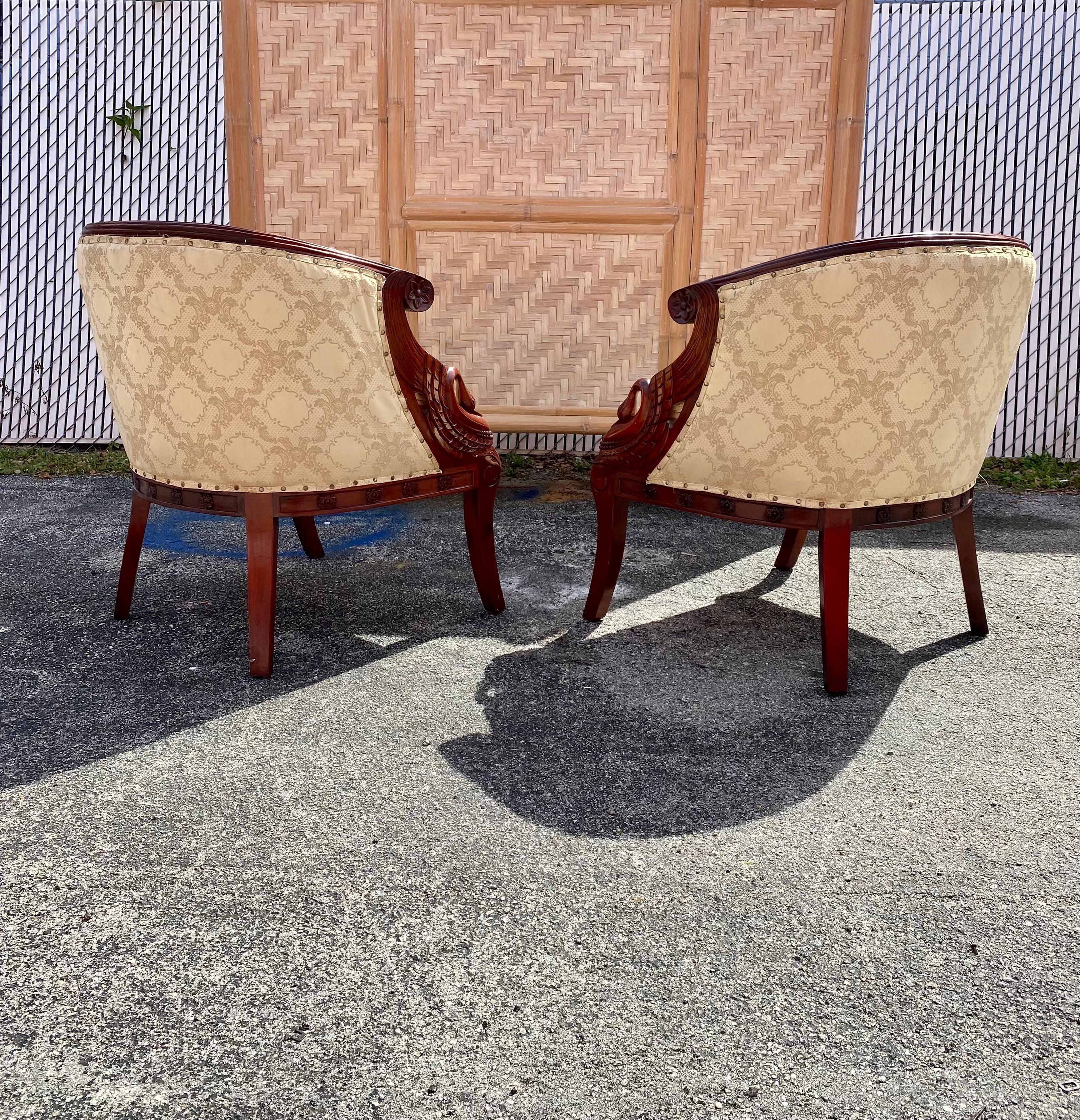English 1940s Carved Gilt Wood Swan Barrel Chairs, Set of 2 For Sale