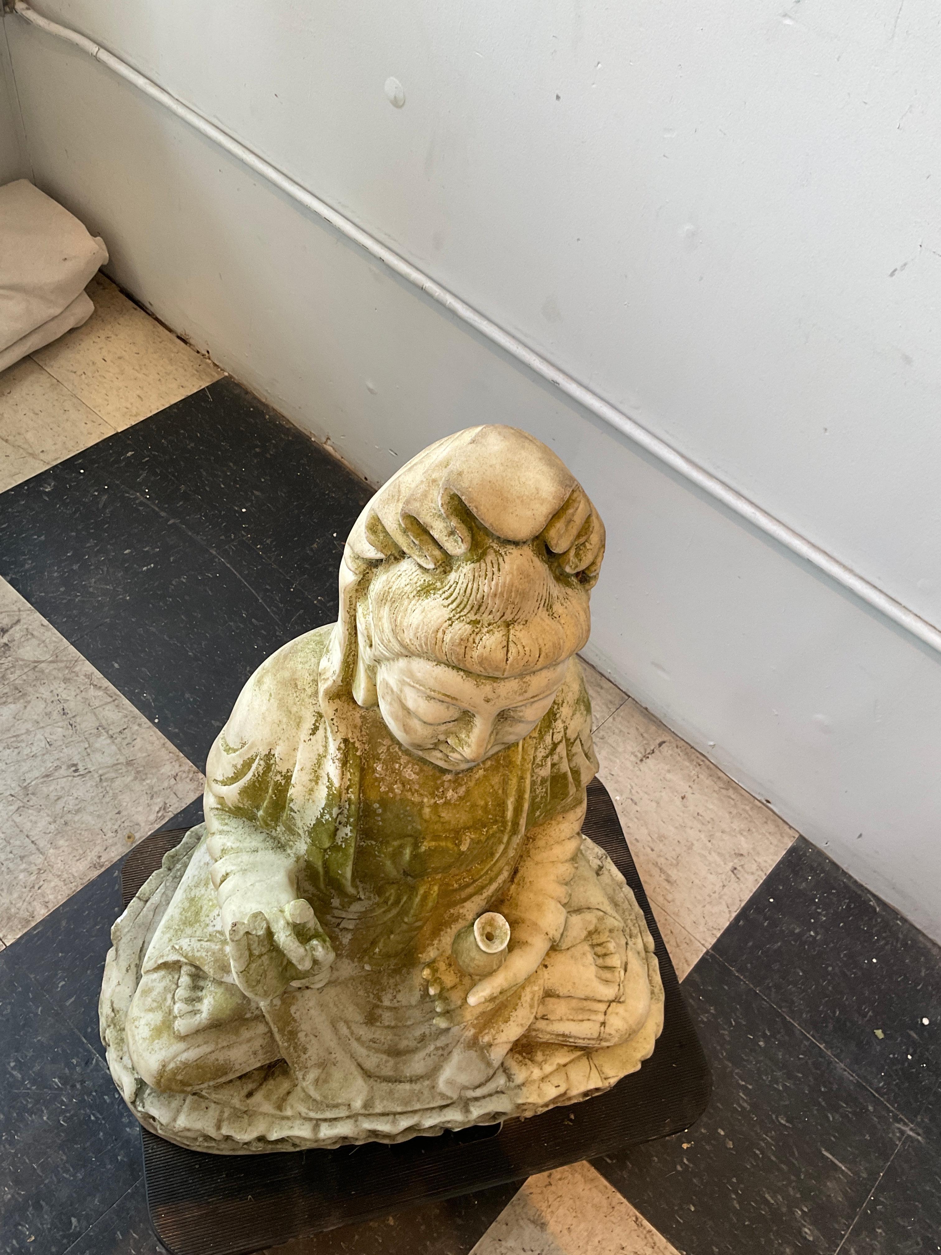 1940s  Siddharta in marmo scolpito alto 3 piedi in vendita 8