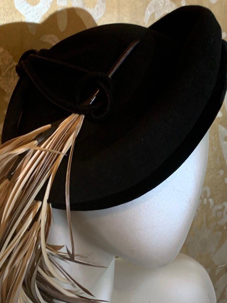1940s Caspar Davis Black Felt Bumper-Brim Hat w Cascading  display picture 1