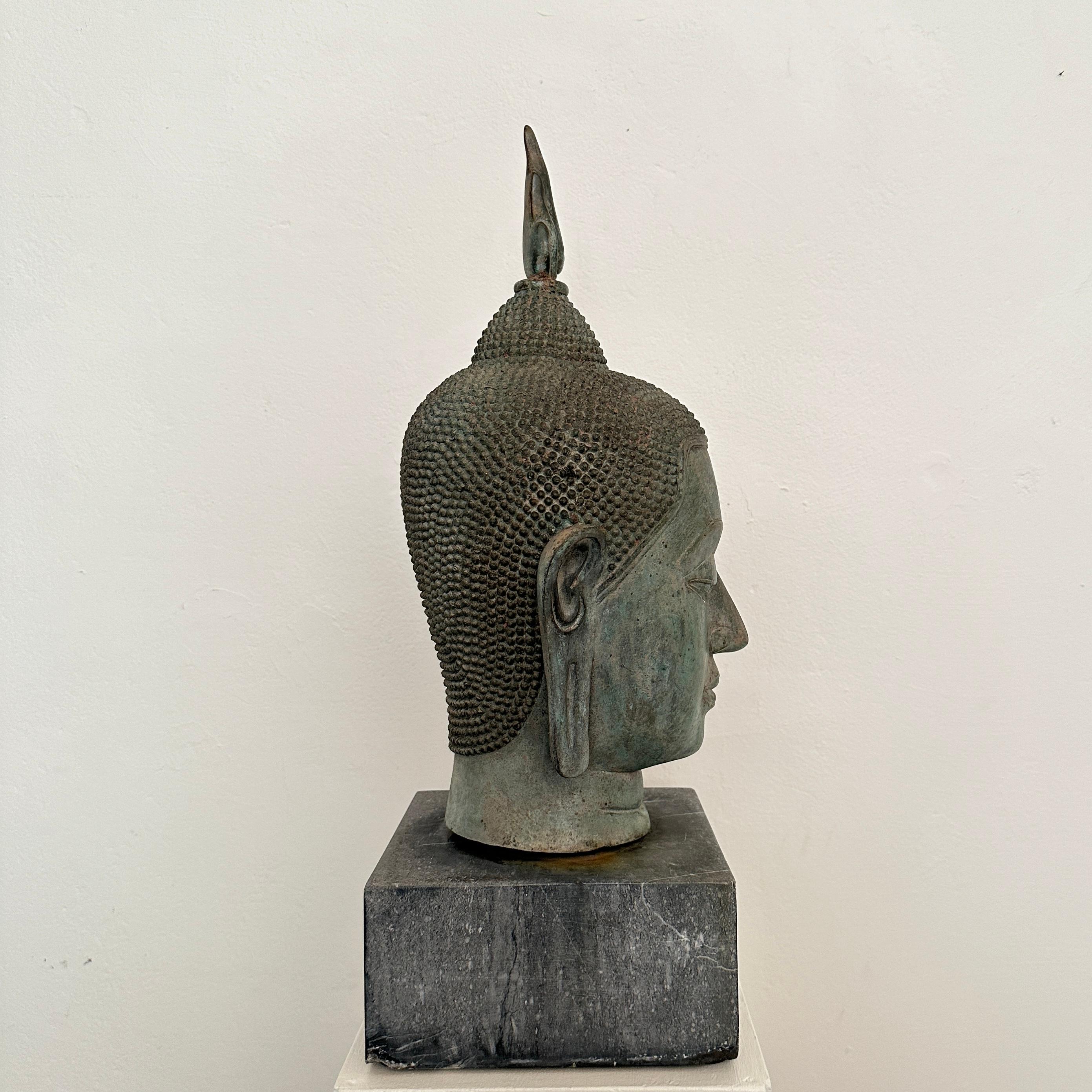 Mid-20th Century 1940s Cast Bronze Sukhothai-Buddha Head on a Grey Granite Base For Sale