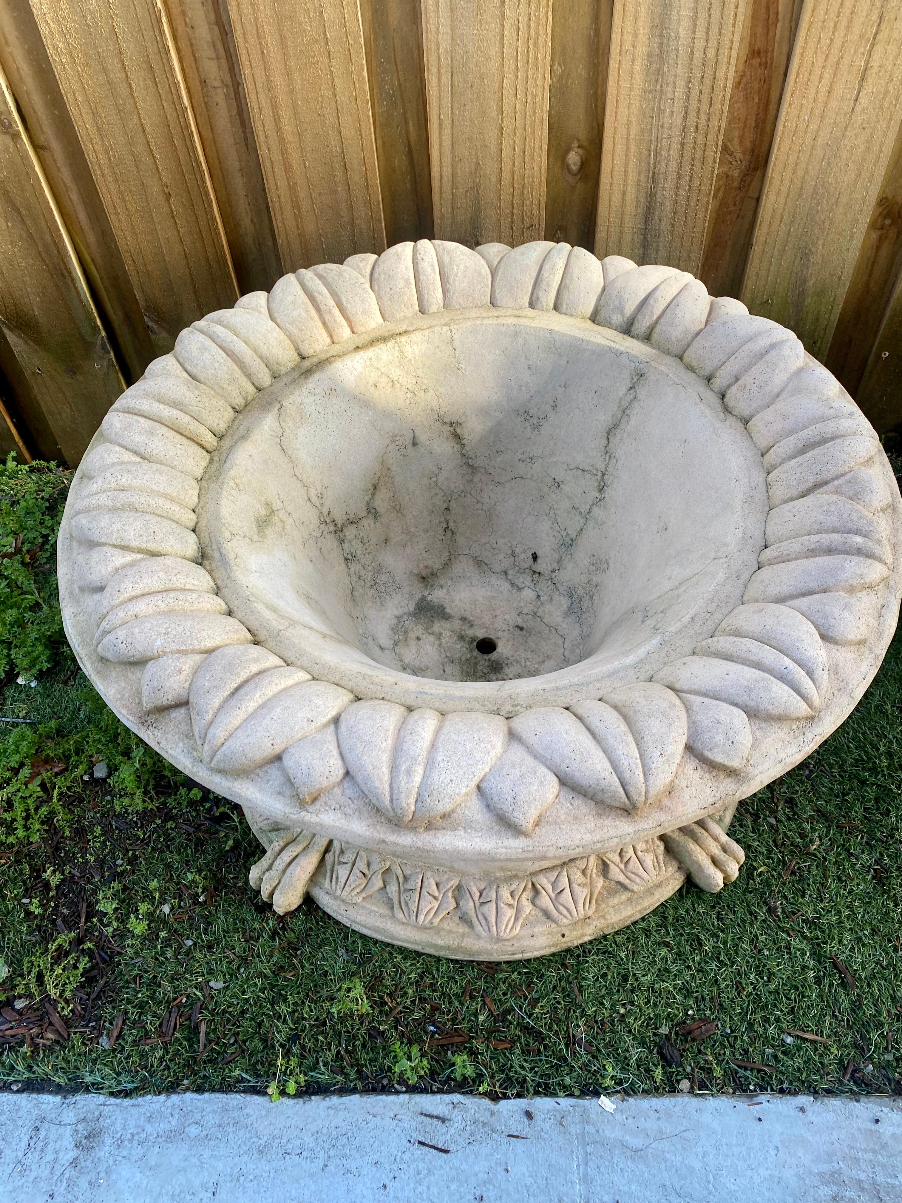 1940s Beige Cast Stone Large Round Neoclassical Style Lion Planters, Set of 4 For Sale 12