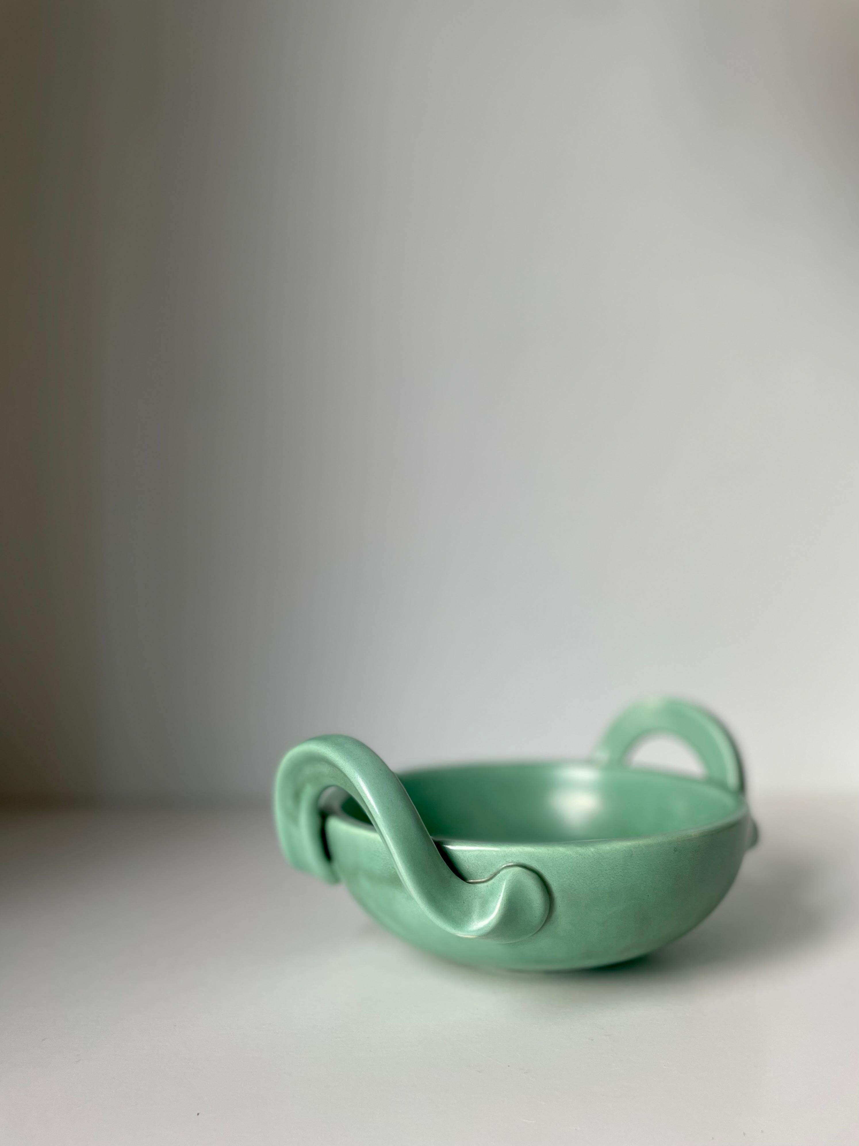 Arthur Percy 1940s Celadon Green Art Nouveau Handle Bowl, Sweden For Sale 8