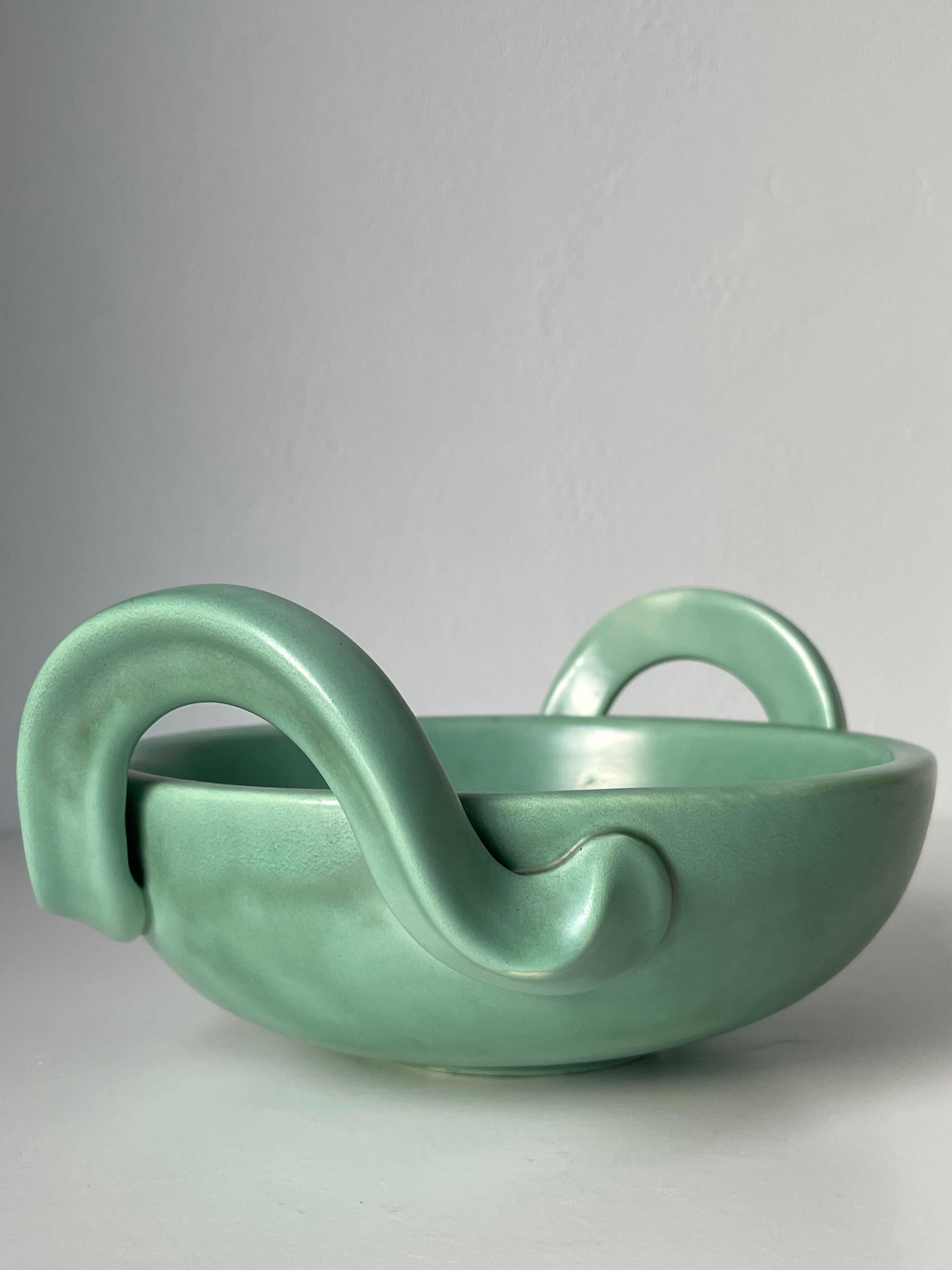 Swedish Arthur Percy 1940s Celadon Green Art Nouveau Handle Bowl, Sweden For Sale