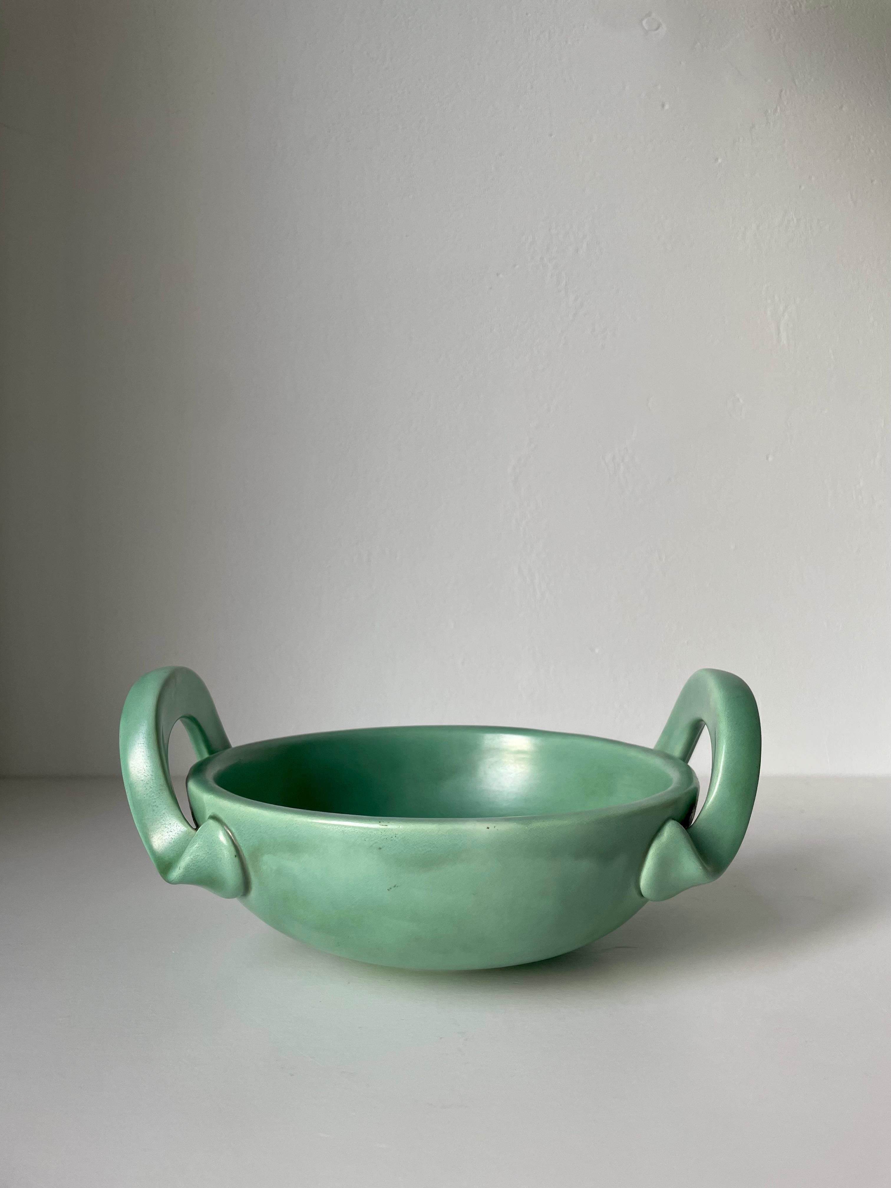 Ceramic Arthur Percy 1940s Celadon Green Art Nouveau Handle Bowl, Sweden For Sale