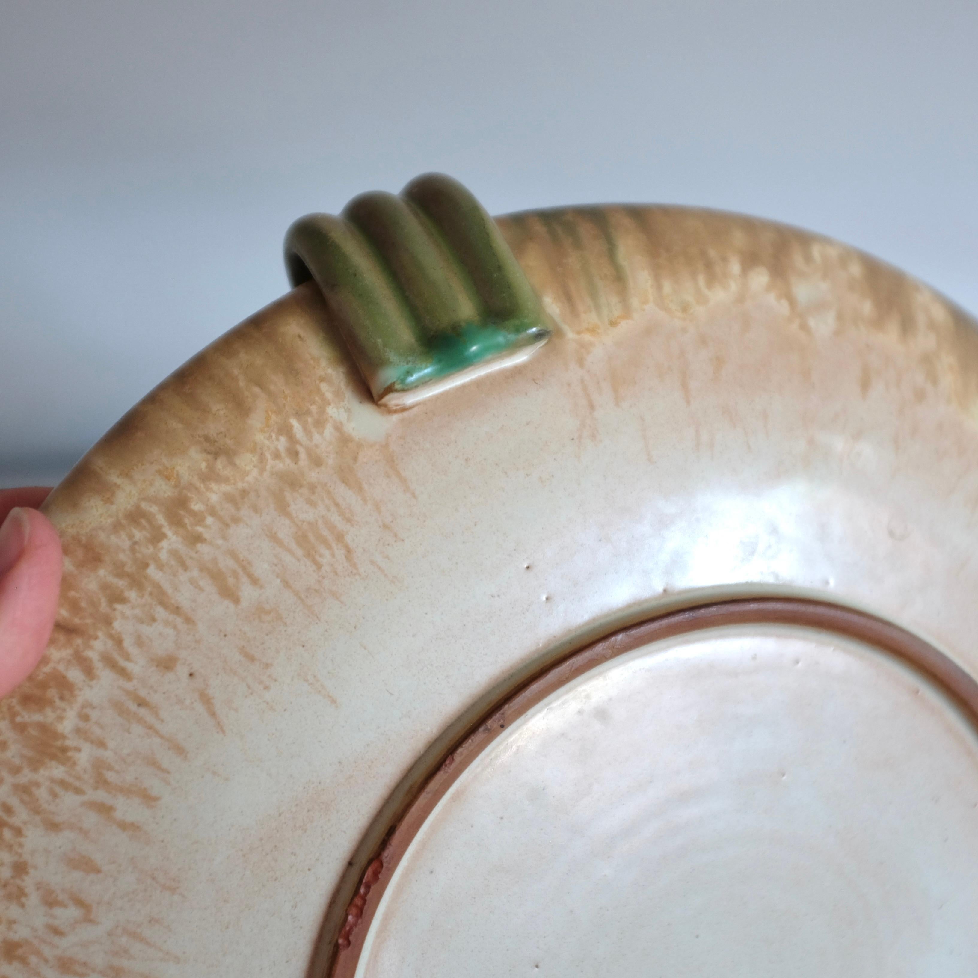 1940s Ceramic dish by Christer Heijl In Good Condition For Sale In New York, NY