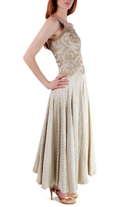 1940S Champagne Rayon & Silk Silver Lamé  Jacquard Quilted Gown With Appliqué B