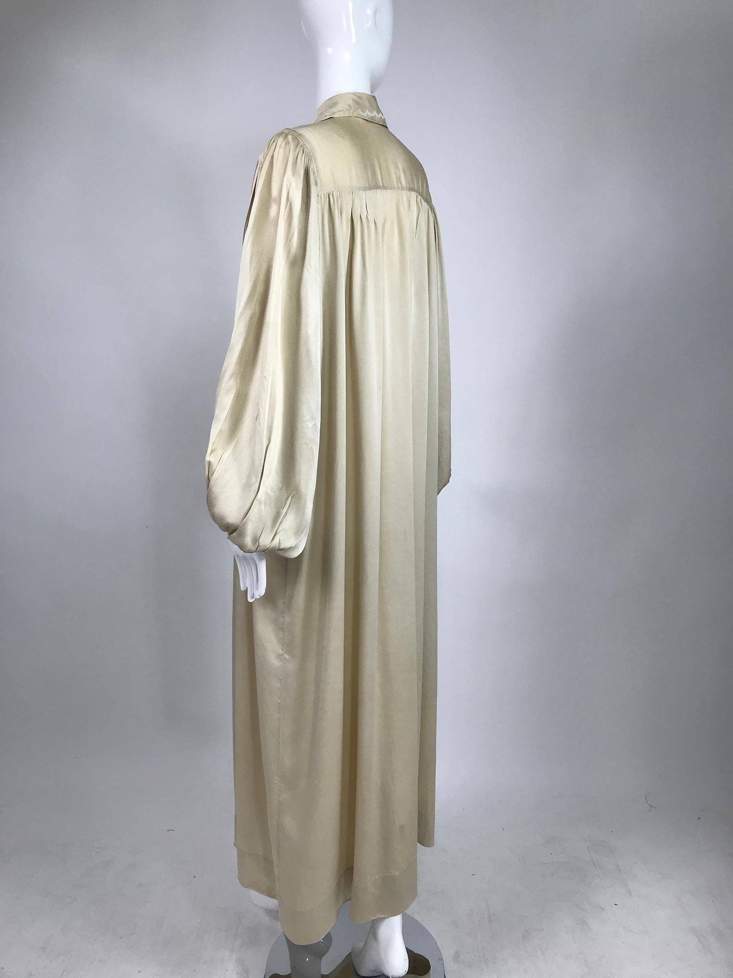 bishops robe