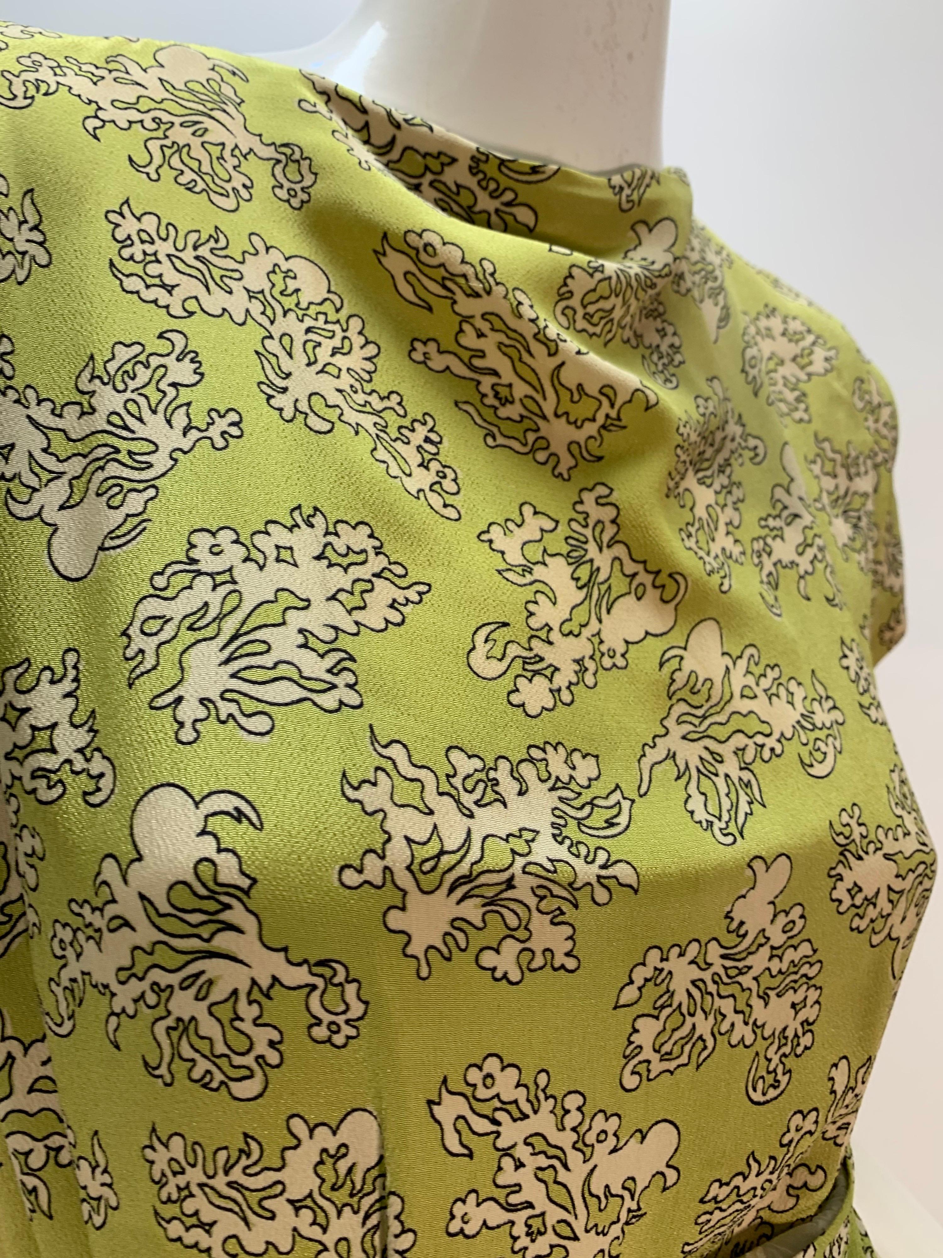 1940s Chartreuse Rayon Crepe Print Swing Dress w/ Draped Hip & Cummerbund Waist For Sale 7