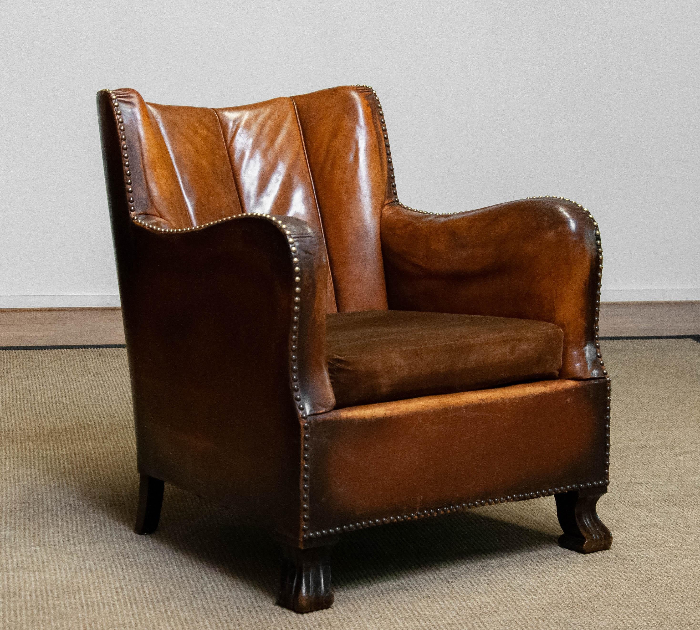 1940s Club Chair in Tan Brown Patinated Leather in the Style of Fritz Hansen For Sale 7