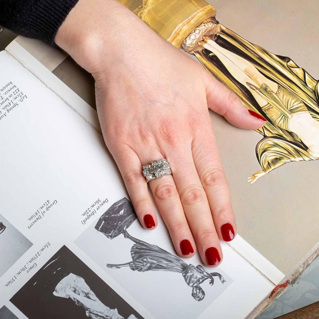da uomo o donna Anello cocktail anni '40 in platino e diamanti in vendita