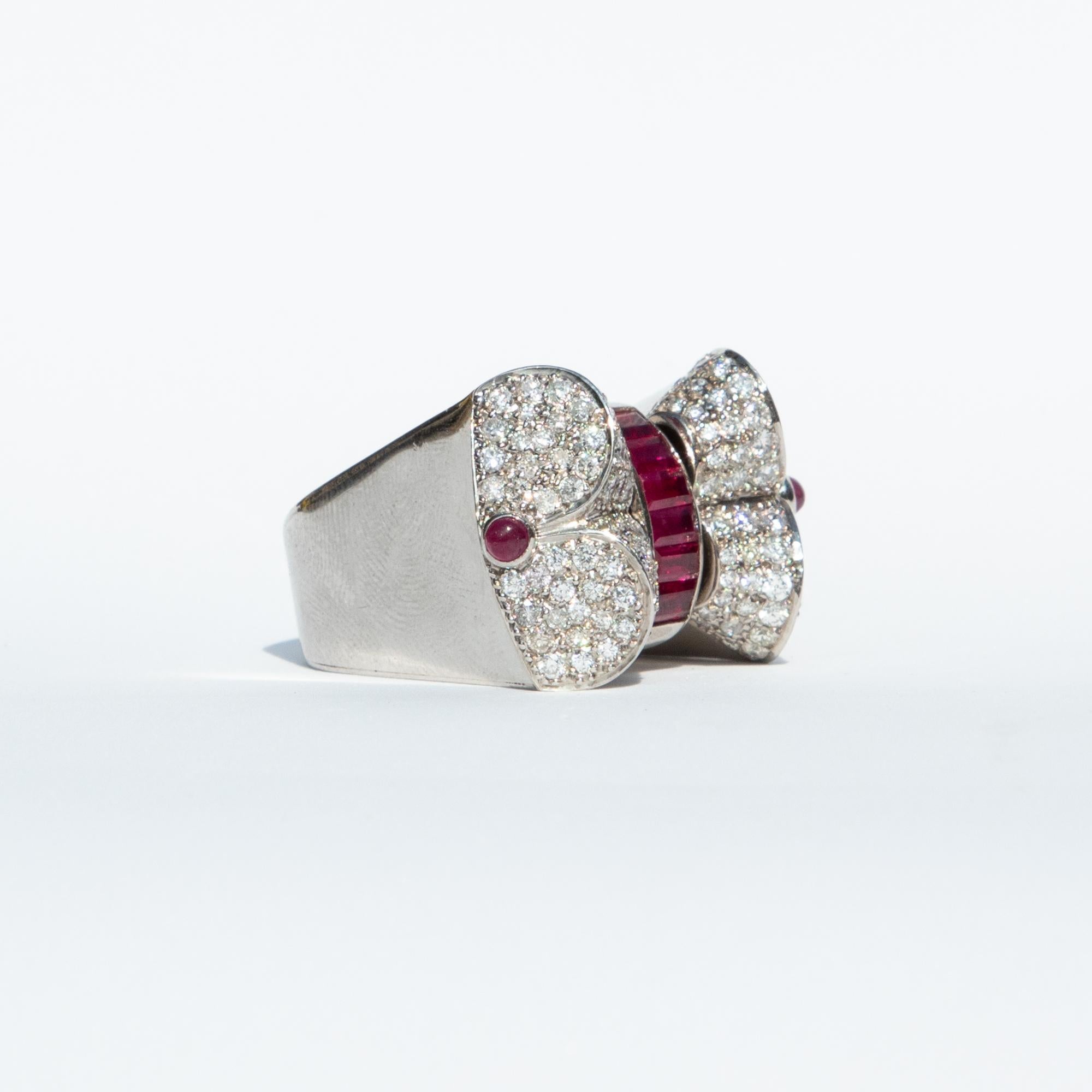 Romantic 1940s Cocktail Ring with Swivelling Diamond or Ruby