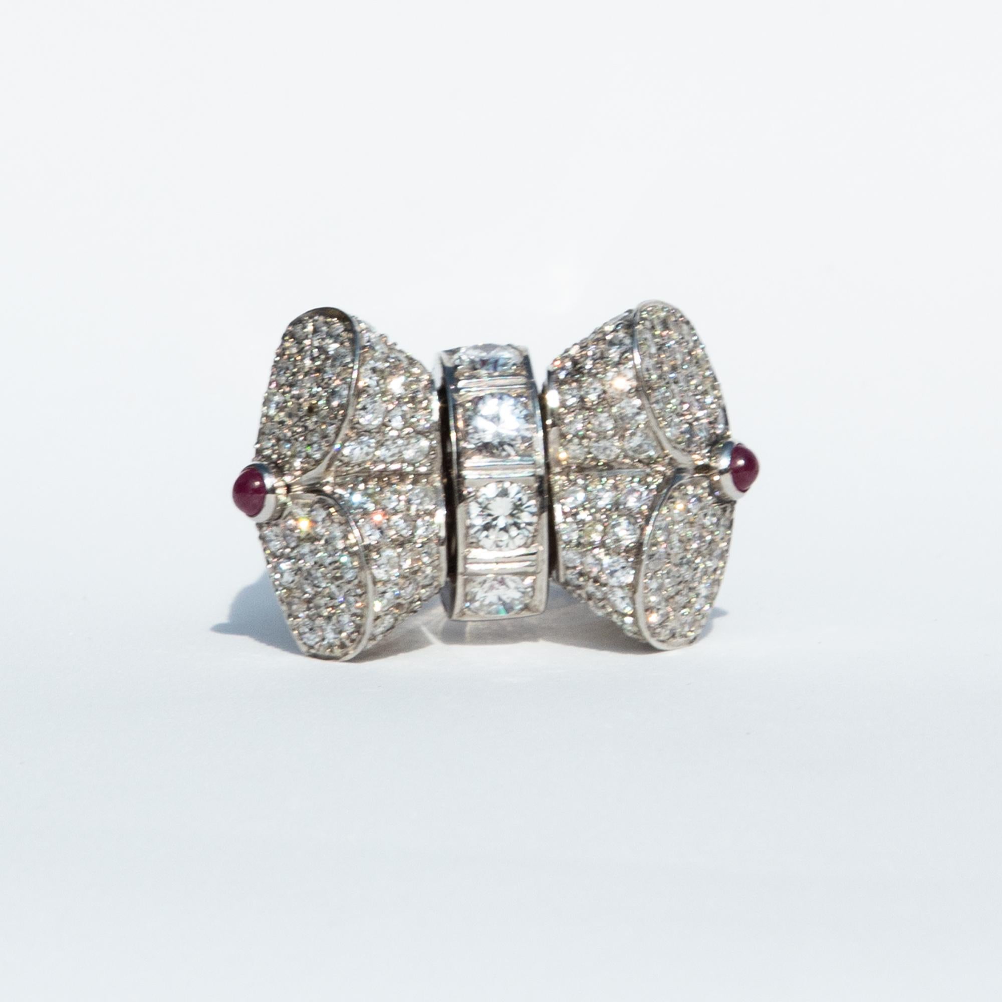 1940s Cocktail Ring with Swivelling Diamond or Ruby In Excellent Condition In Chipping Campden, GB
