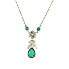 1940s Colombian Emerald Diamond Drop Gold Pendant