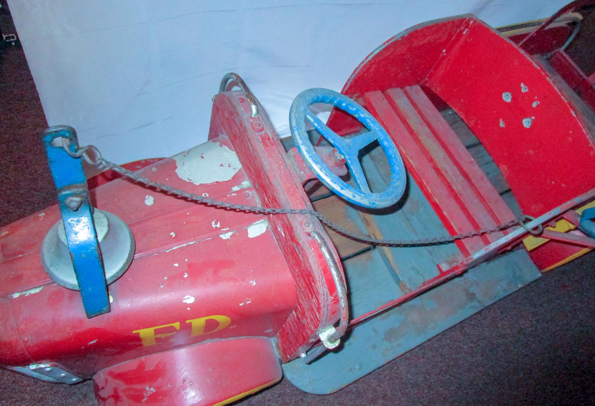 Américain Engine de cheminée pour chariot Kiddie Car du parc d'attractions Coney Island des années 1940 dans son état d'origine en vente