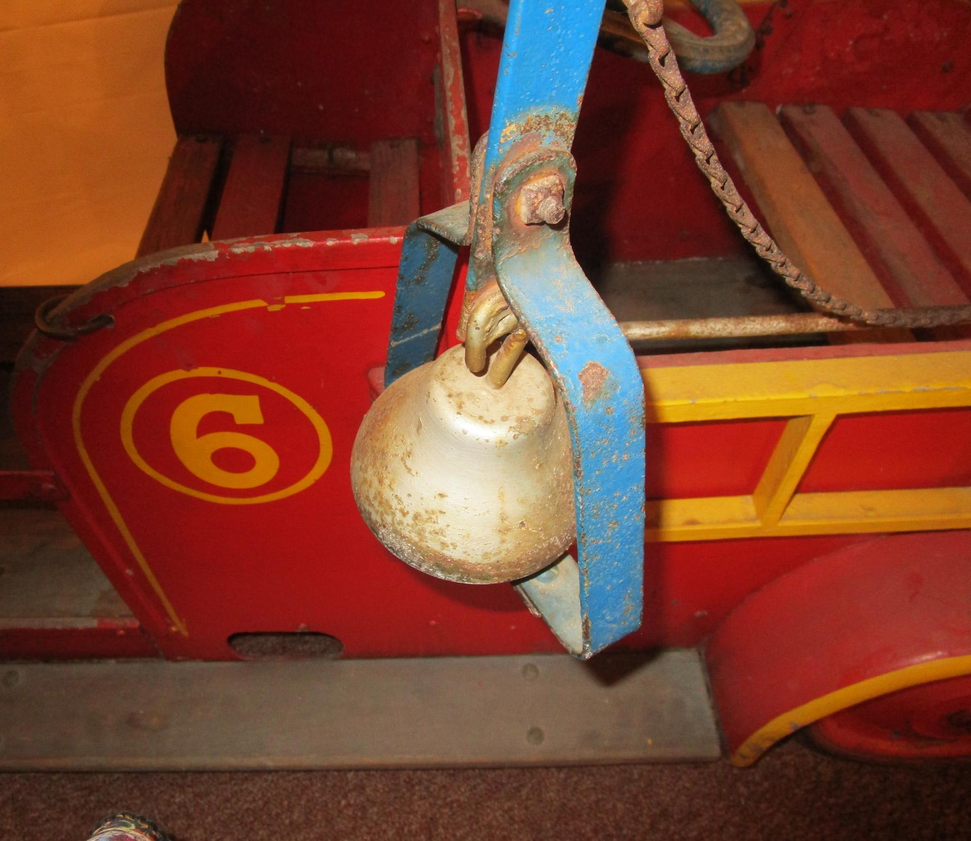 1940s Coney Island Amusement Park Kiddie Car Fire Engine in Original Condition 2