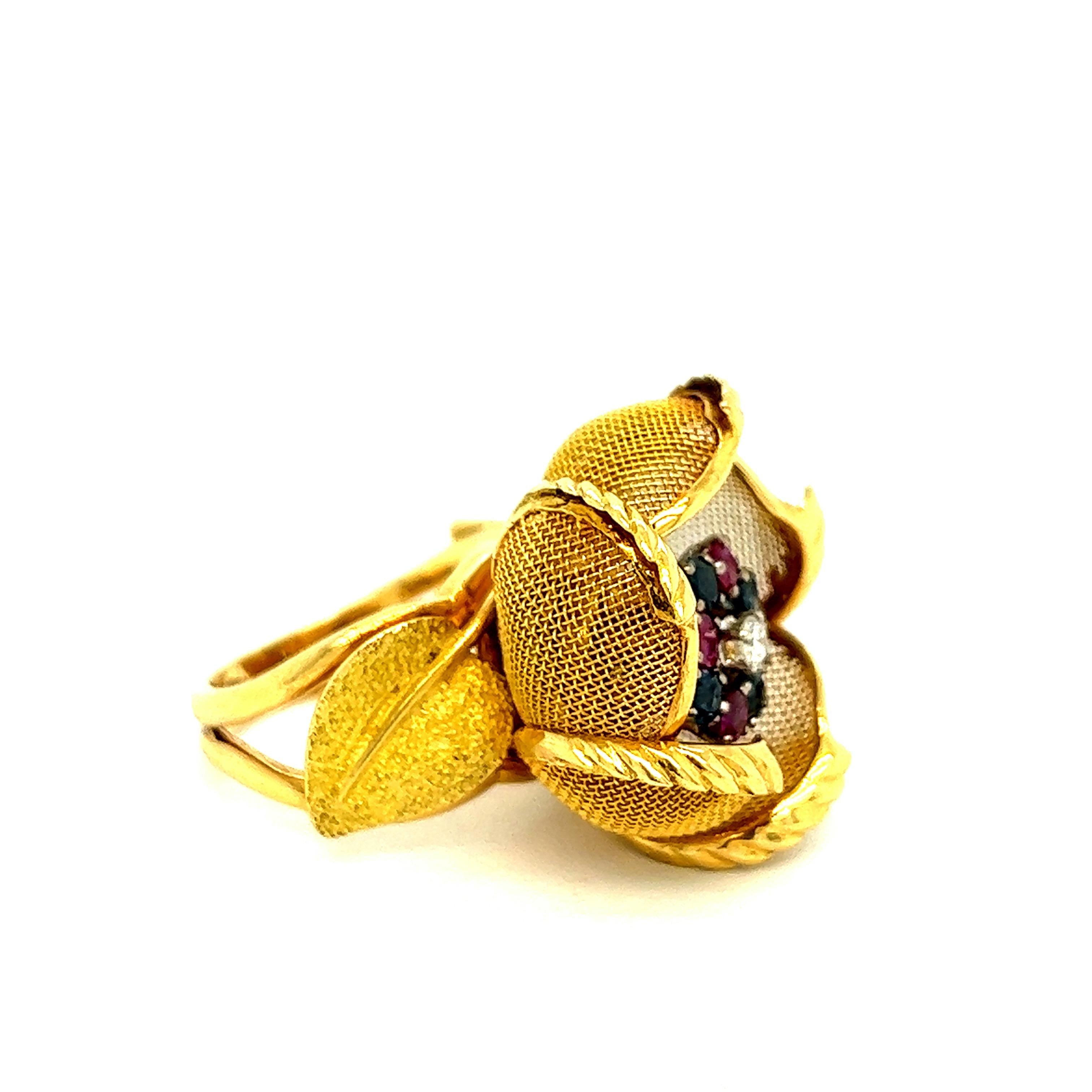 Continental Ruby Sapphire Diamond Gold Rose Flower Ring 1940s  For Sale 1