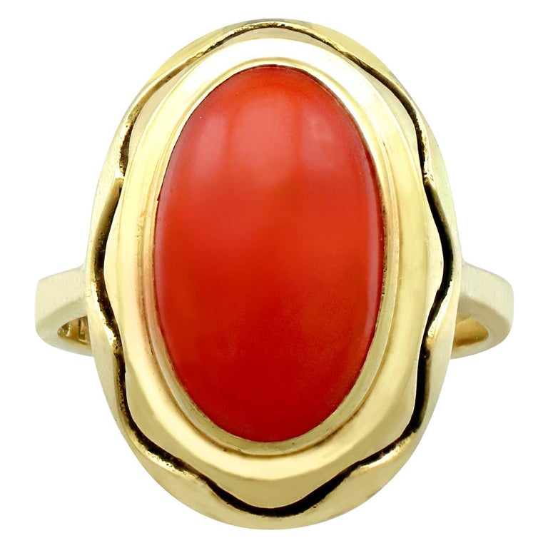 1940s Coral and Yellow Gold Cocktail Ring For Sale at 1stdibs