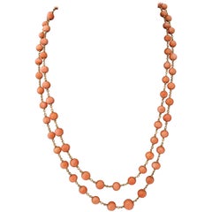 1940
s Coral Bead Double Strand Gold Necklace With Clasp