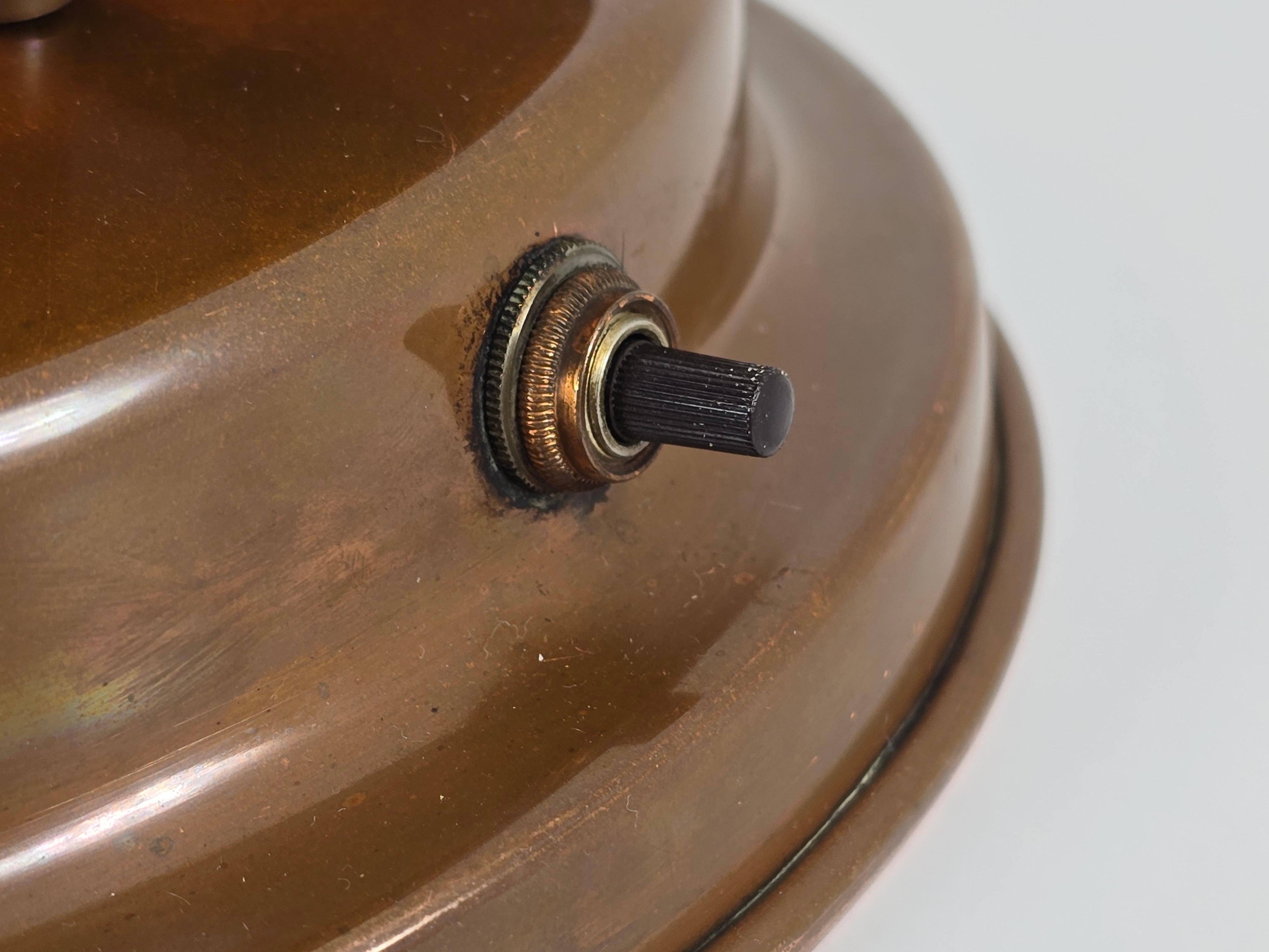 1940s 'Coulter  Persiana  Lámpara de mesa, Canadá en venta 4