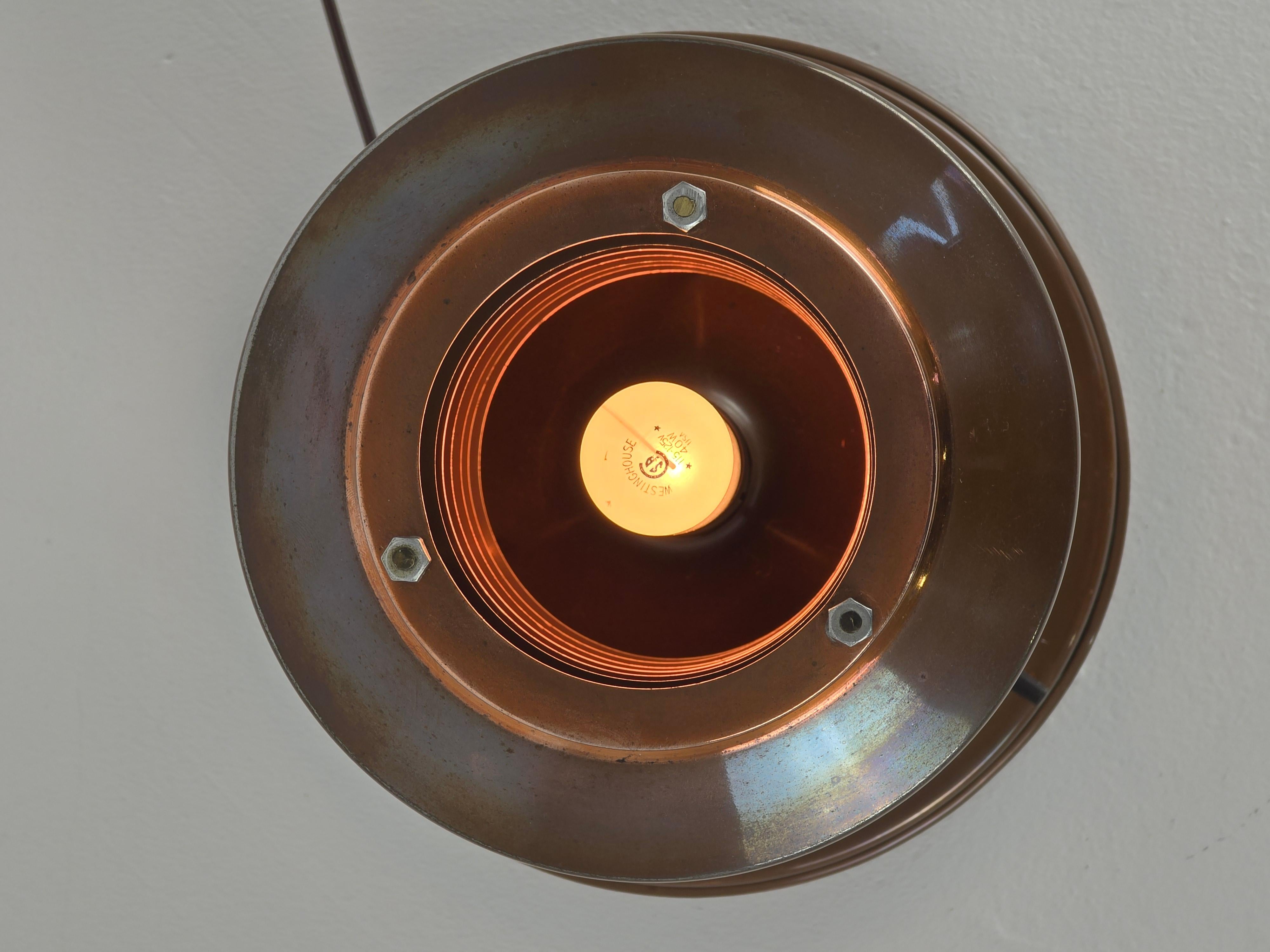 1940s 'Coulter  Persiana  Lámpara de mesa, Canadá en venta 2