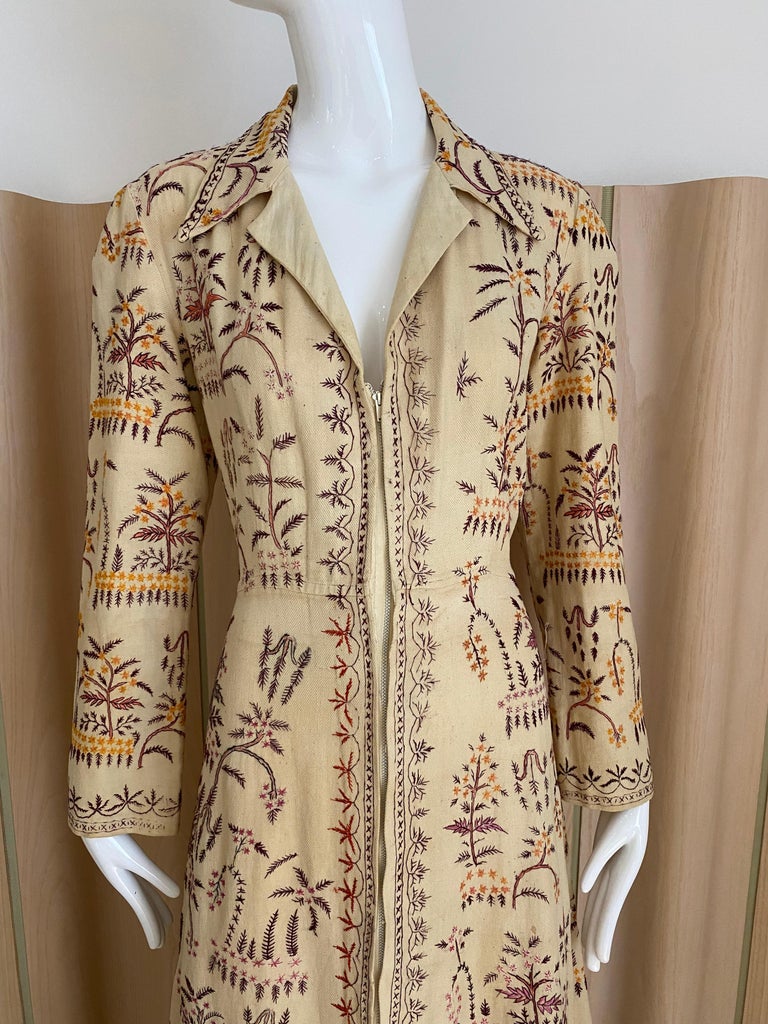 1940s  Cream Embroidered Cotton Coat Dress  In Good Condition In Beverly Hills, CA