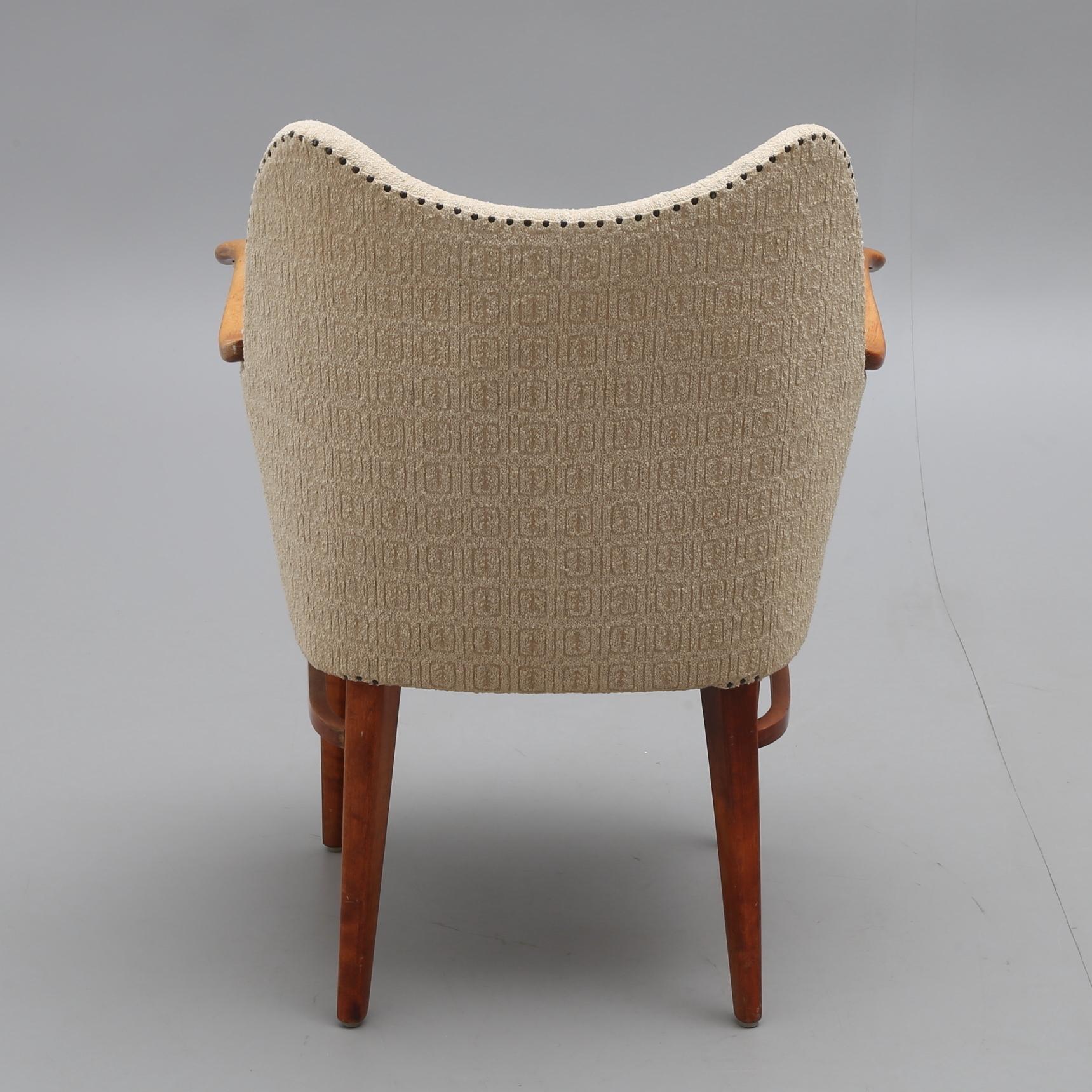 Scandinavian 1940s Cream Midcentury Armchair or Side Chair with Exposed Wood Arms