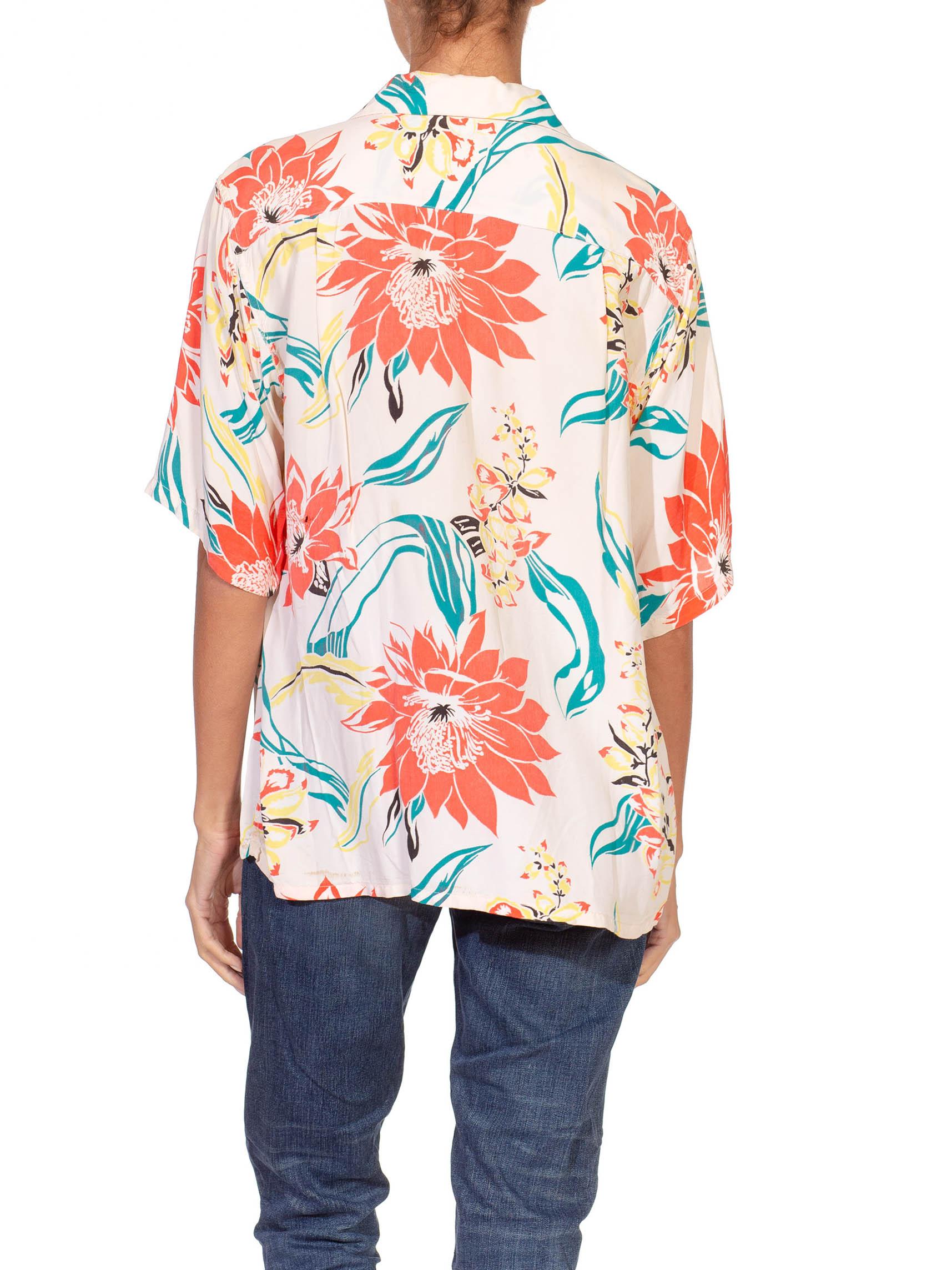 1940S Cream & Orange Silk Blend Hawaiian Print Shirt Made In Hawaii For Sale 2
