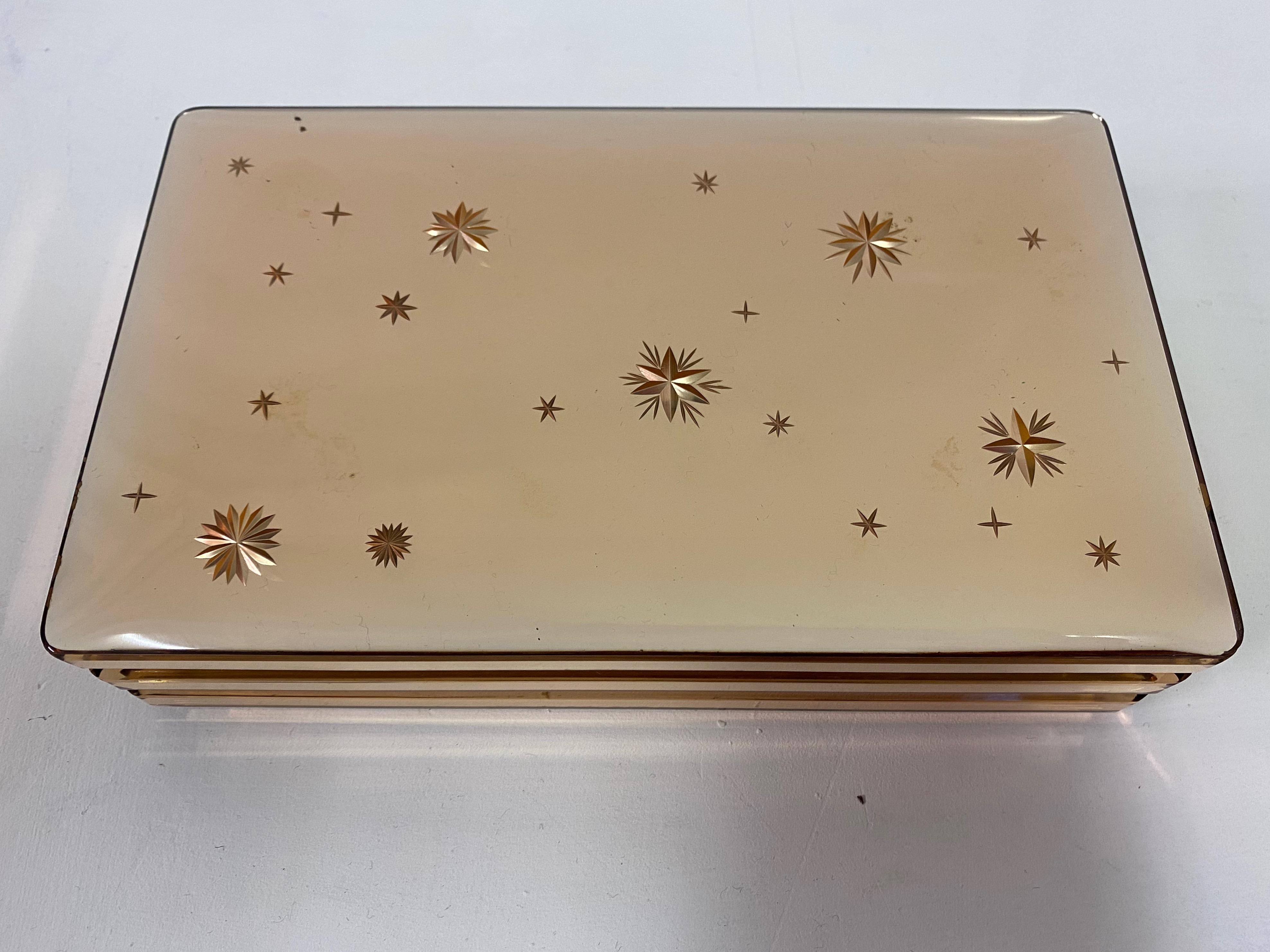 1940s, Crystal Peach Glass Box by Luigi Brusotti In Good Condition For Sale In London, London
