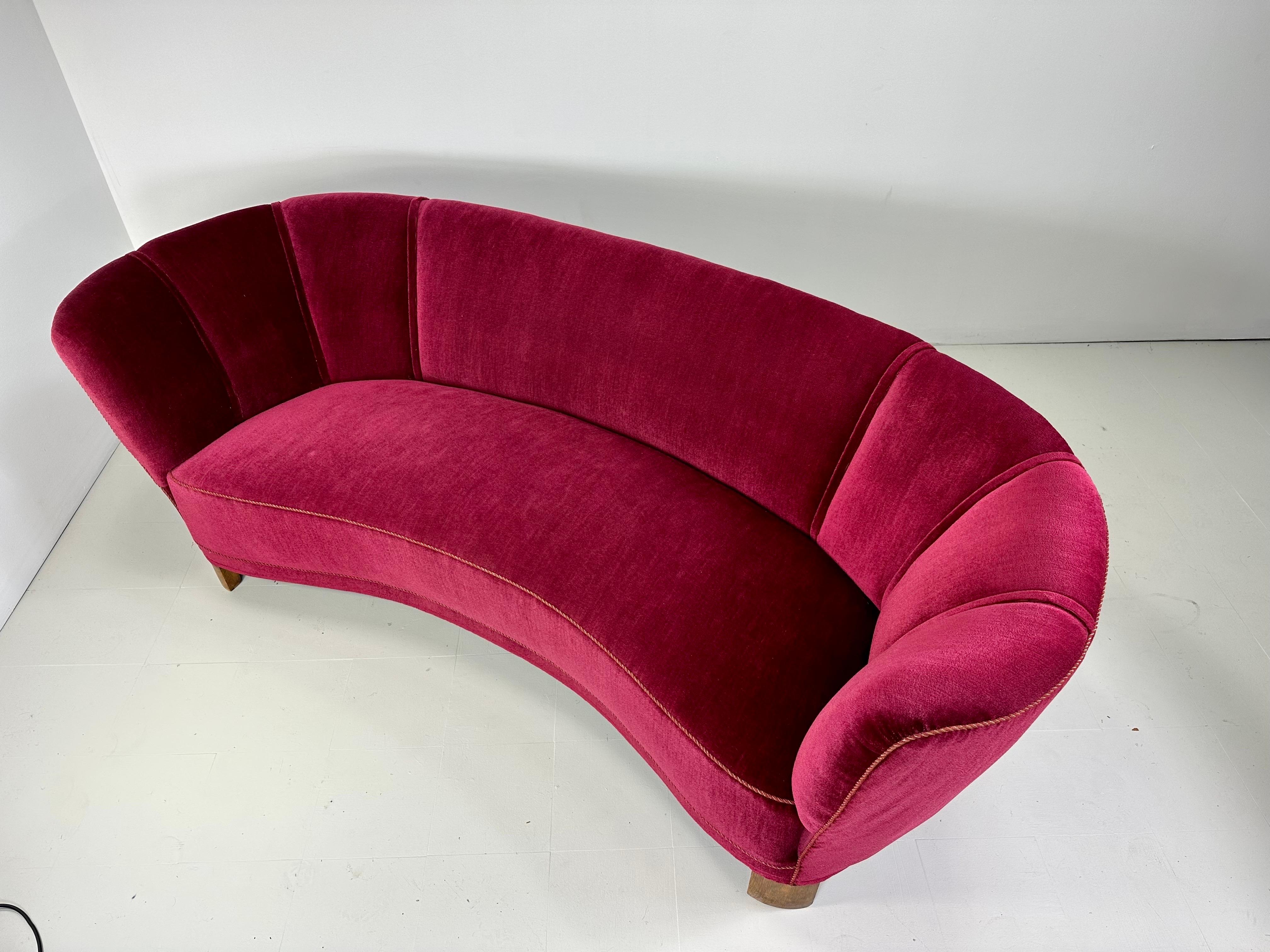 1940’s Curved Danish Sofa In Good Condition For Sale In Turners Falls, MA
