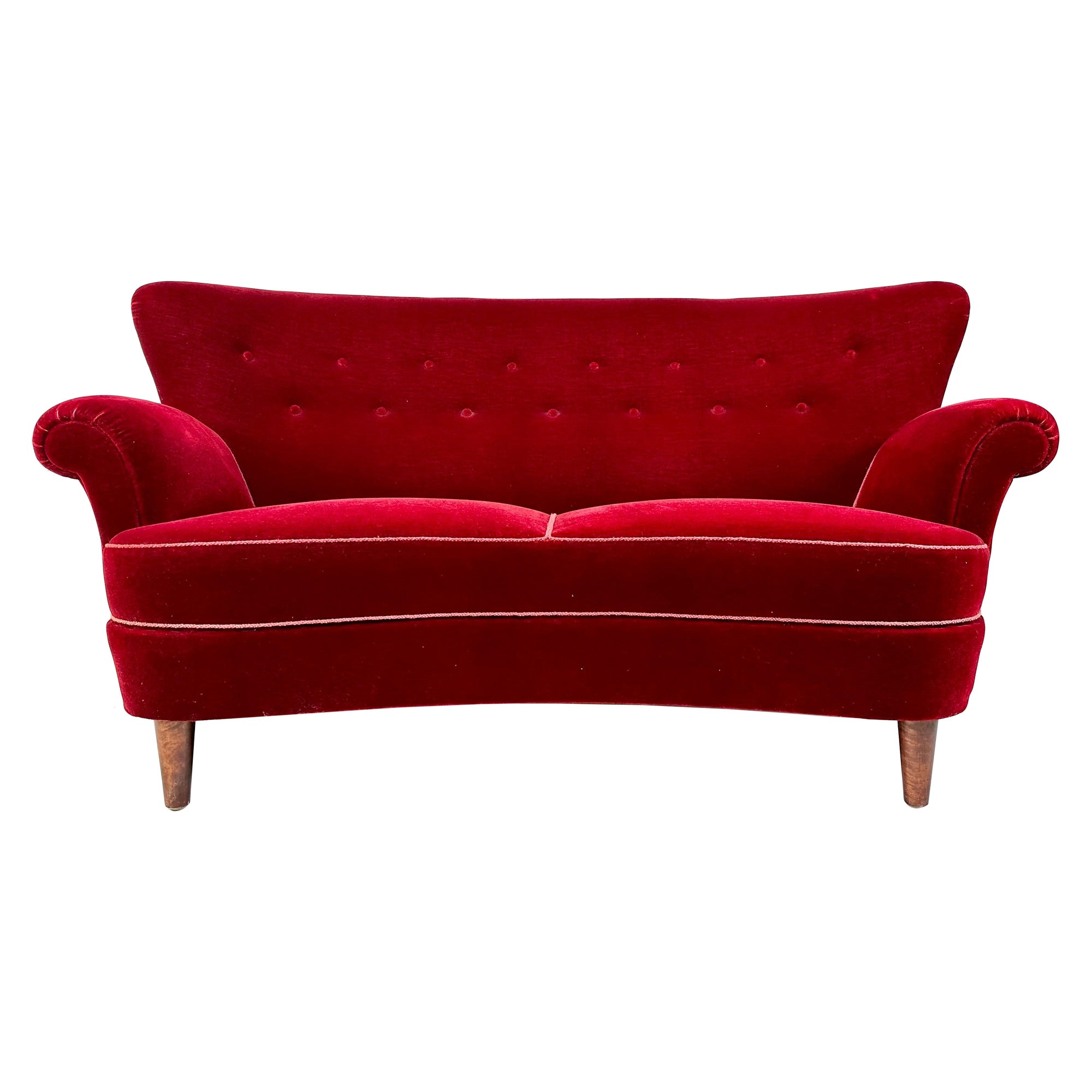 Gebogenes dänisches Sofa aus den 1940er Jahren