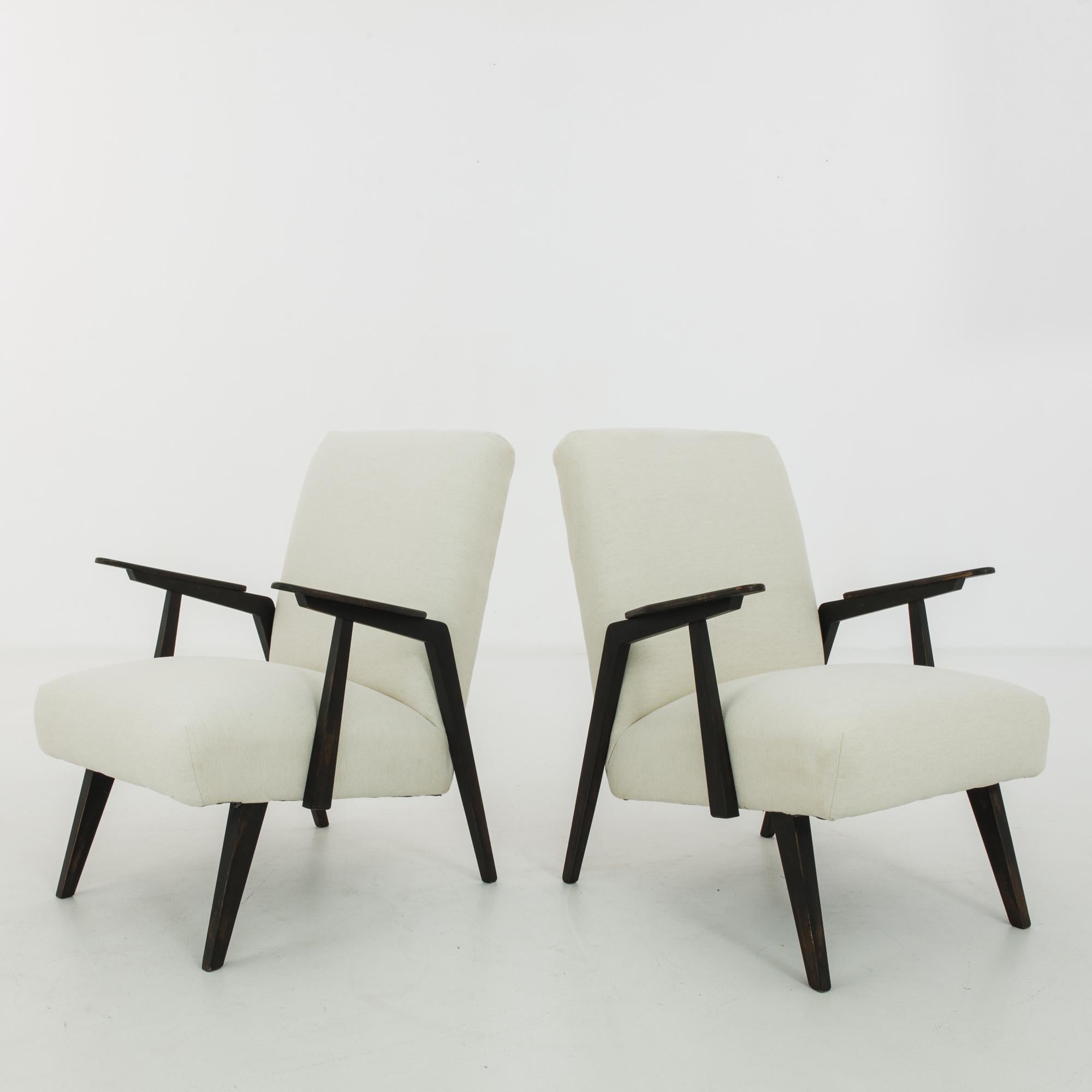 Mid-Century Modern 1940s Czech White Upholstered Armchairs, a Pair For Sale