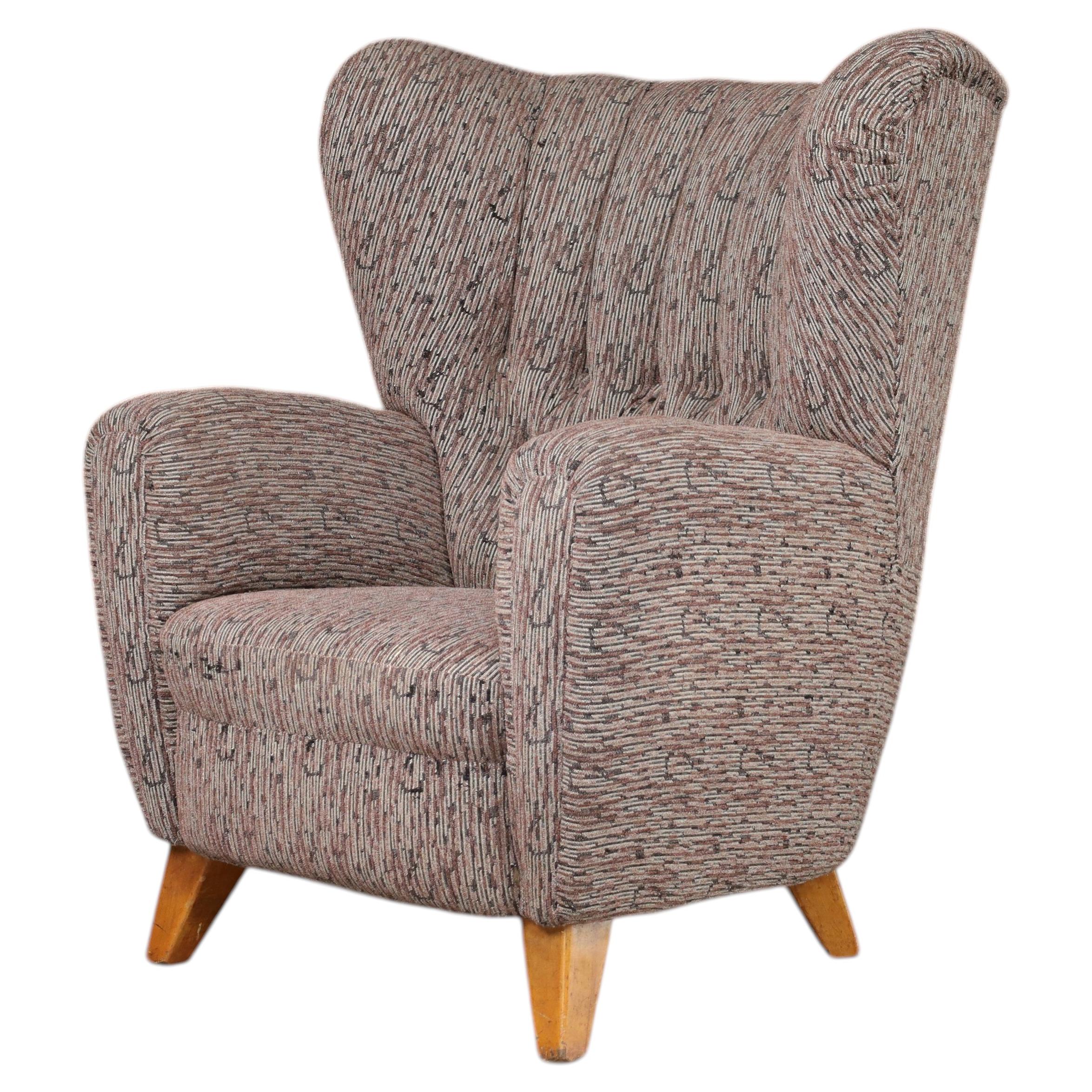 Fauteuil à dossier en bois tchèque des années 1940, Prague, tapisserie d'origine
