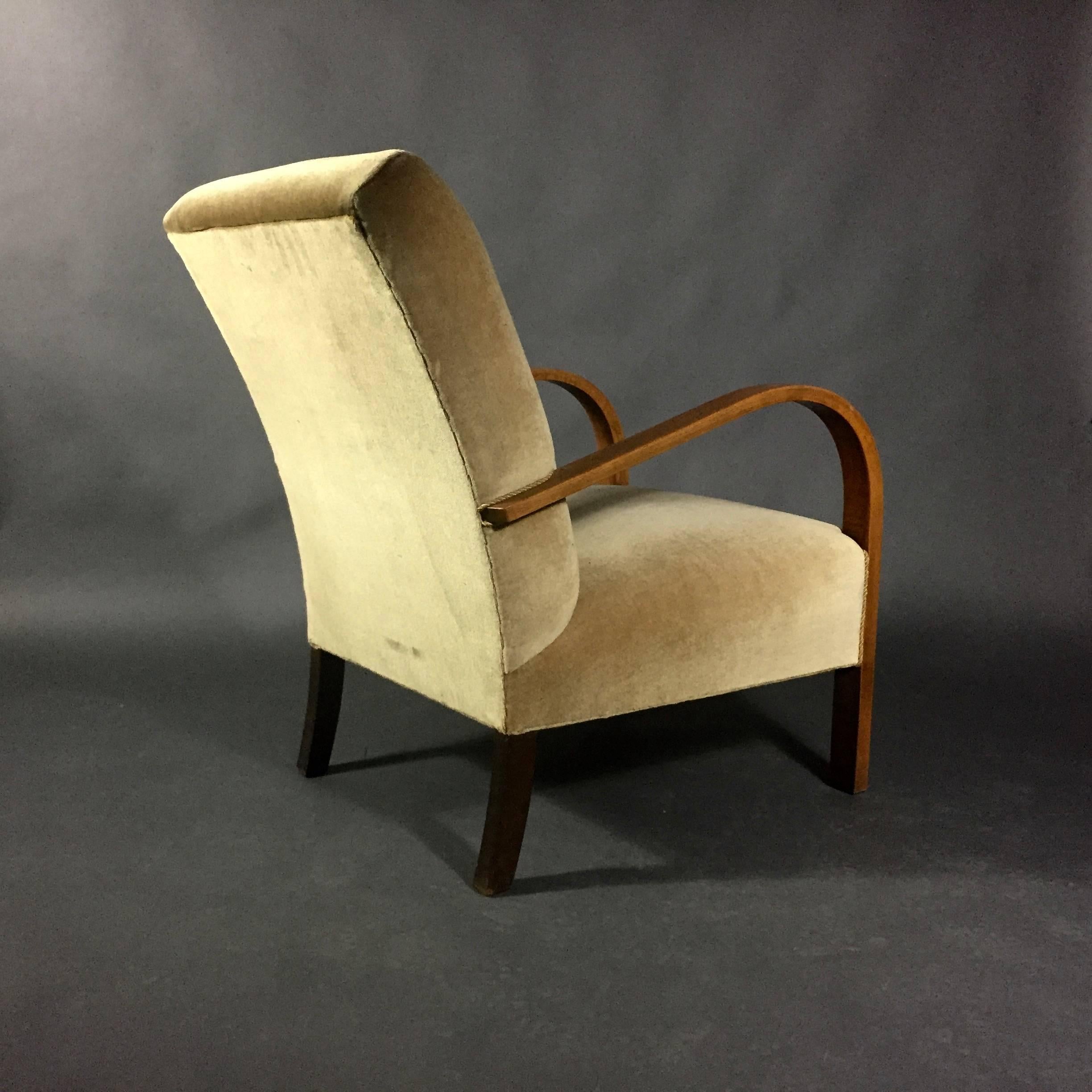 1940s Danish Beech and Camel Mohair Armchair For Sale 2