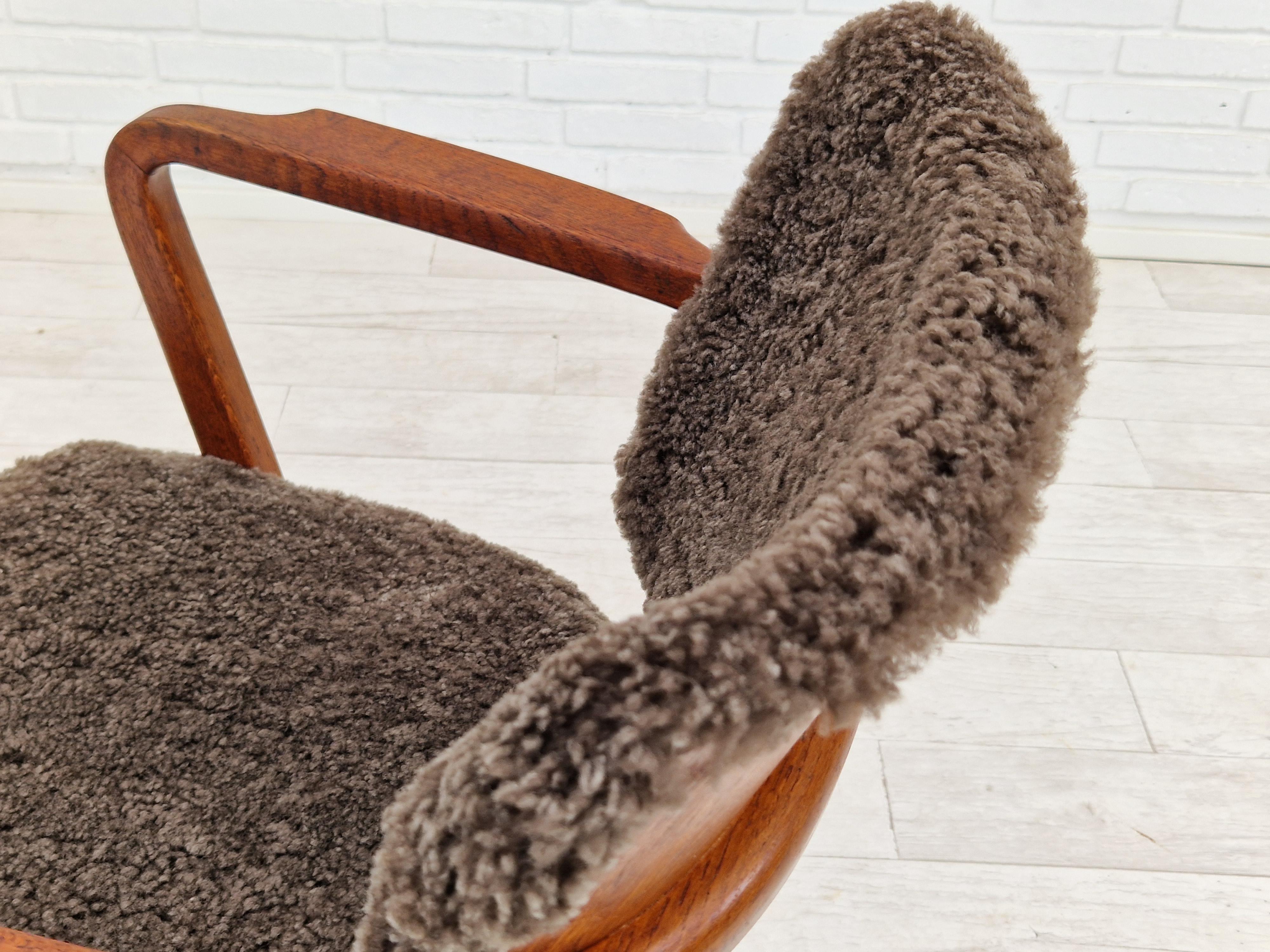 1940s, Danish design, reupholstered swivel chair, tilt function, lambskin. For Sale 9